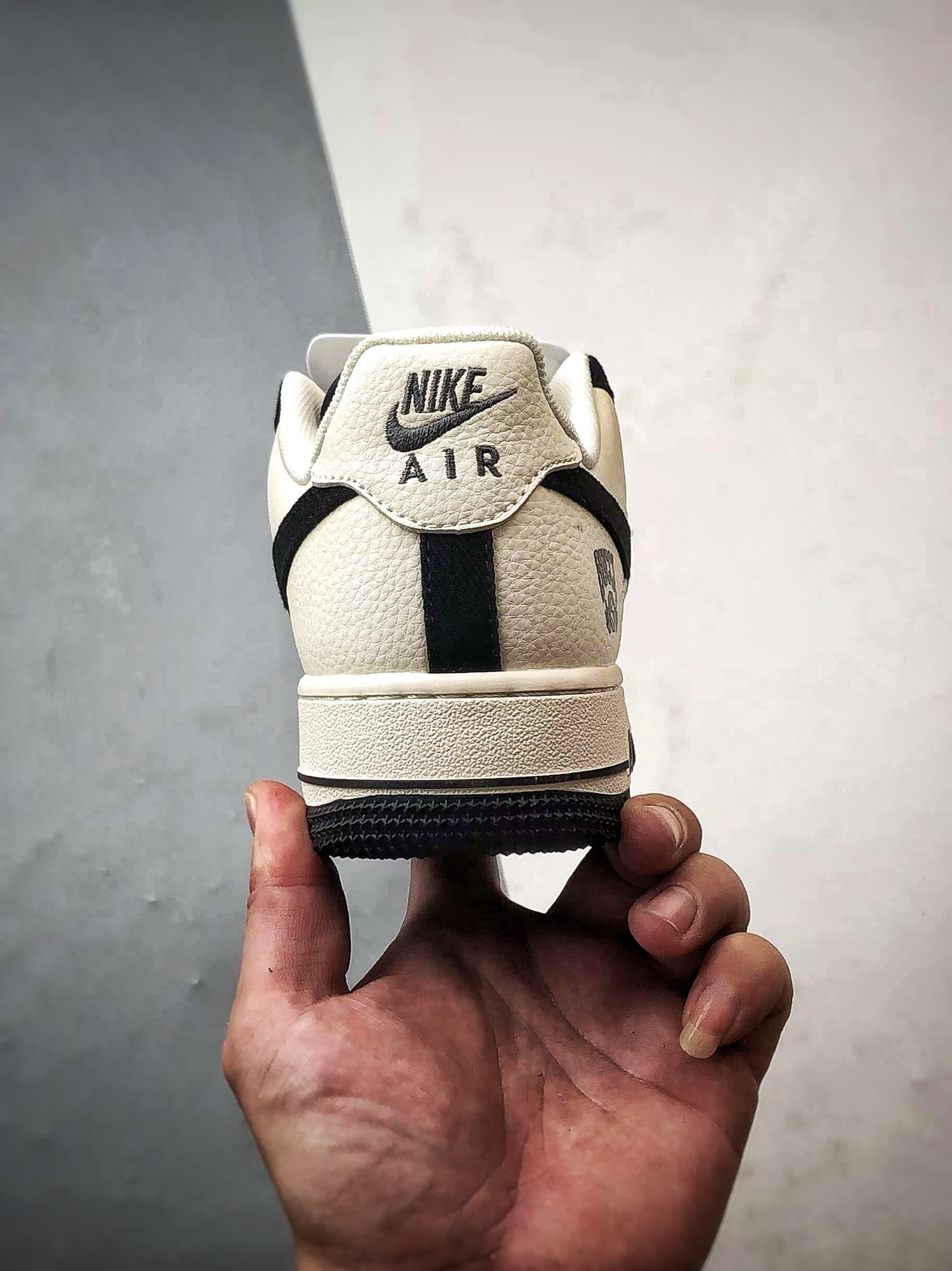 Gucci x Air Force 1 Low 米黑灰 XD2588-605