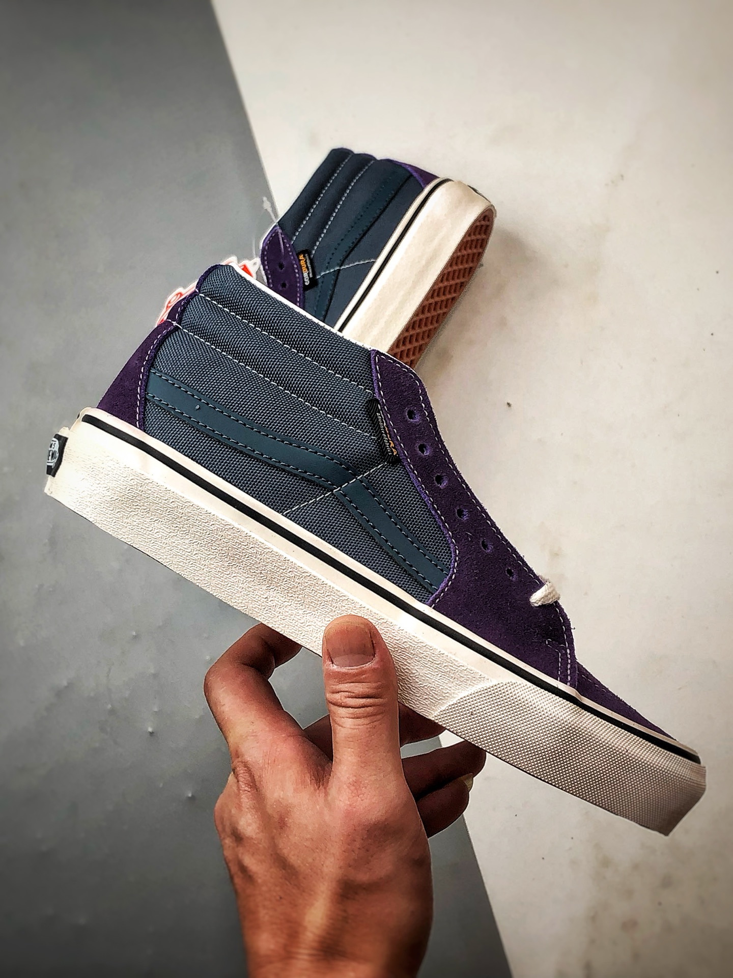 Vans SK8-Mid 蓝紫拼接 万斯新款 复古中帮硫化帆布鞋-High Quatity Cheap Brand wholesale wholesaler seller Clothes Bags handbags Sneakers Top Fashion Clothing Shoes from China Factory Chinese suppliers best Quality Beautiful Price Vans SK8-Mid 蓝紫拼接 万斯新款 复古中帮硫化帆布鞋
