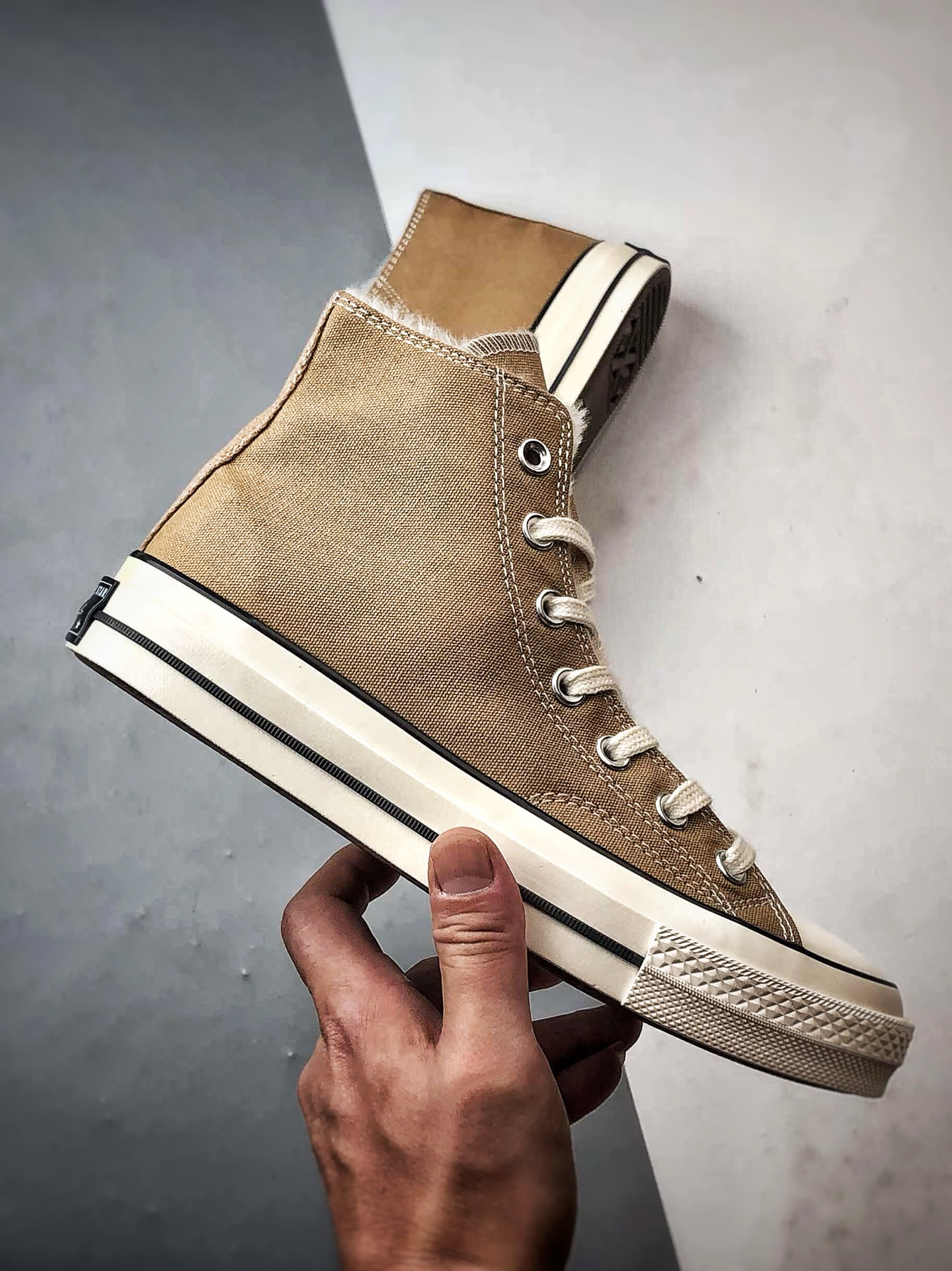 Converse Chuck 1970s 奶茶色 冬季新款 加绒款高帮板鞋