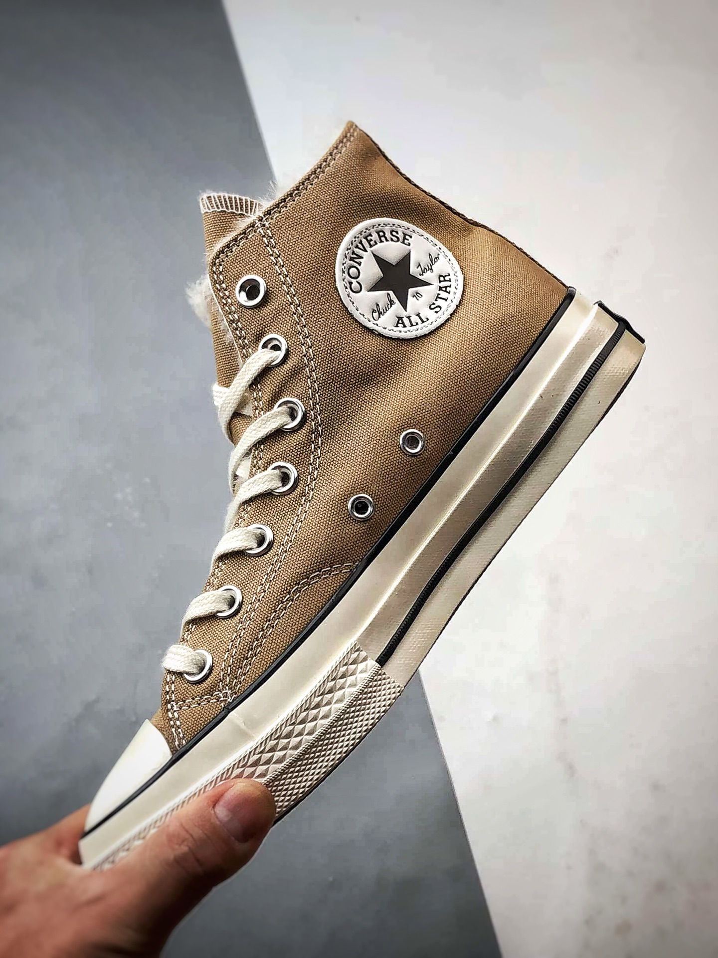 Converse Chuck 1970s 奶茶色 冬季新款 加绒款高帮板鞋