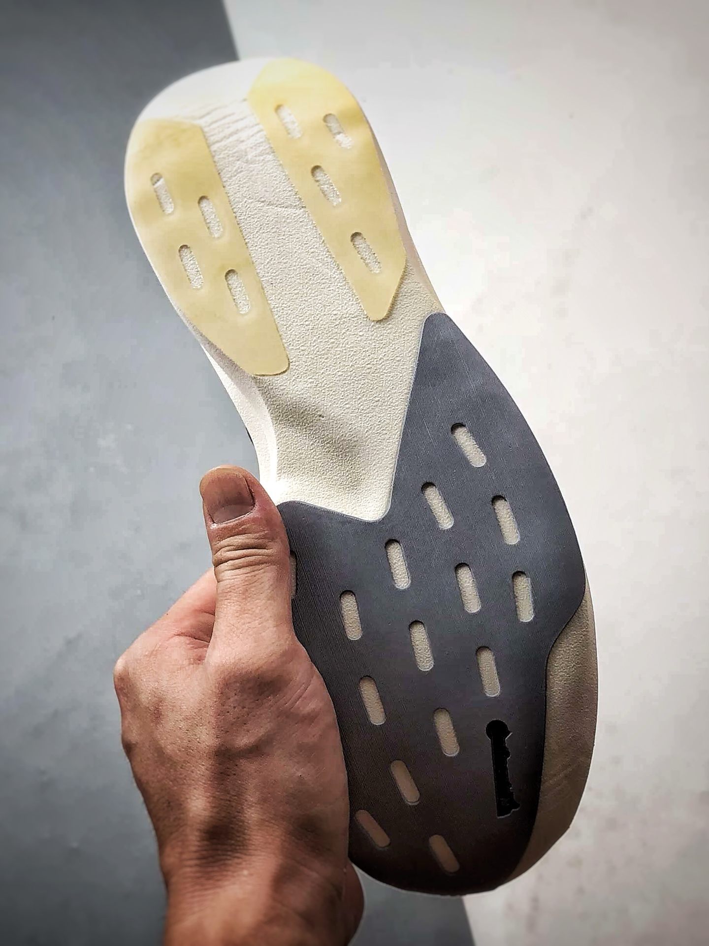 AD Adizero Evo SL 玫粉 零度系列马拉松轻量竞速运动跑鞋 JS4455 尺码：36 36 37 38 38 39 40 40 41 42 42 43 44 45