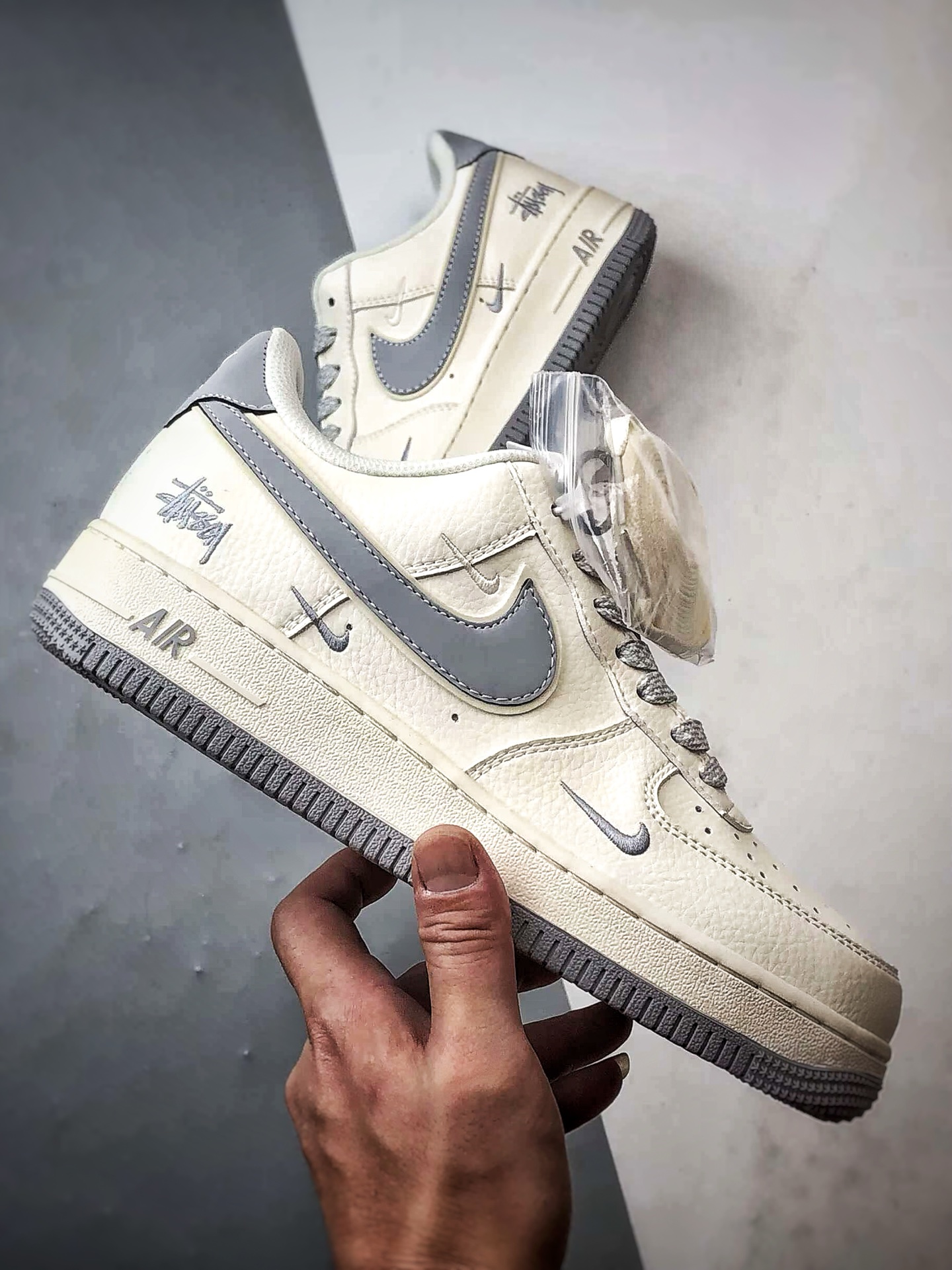 Stussy x Air Force 1 Low 米白灰三小钩 CS5288-040