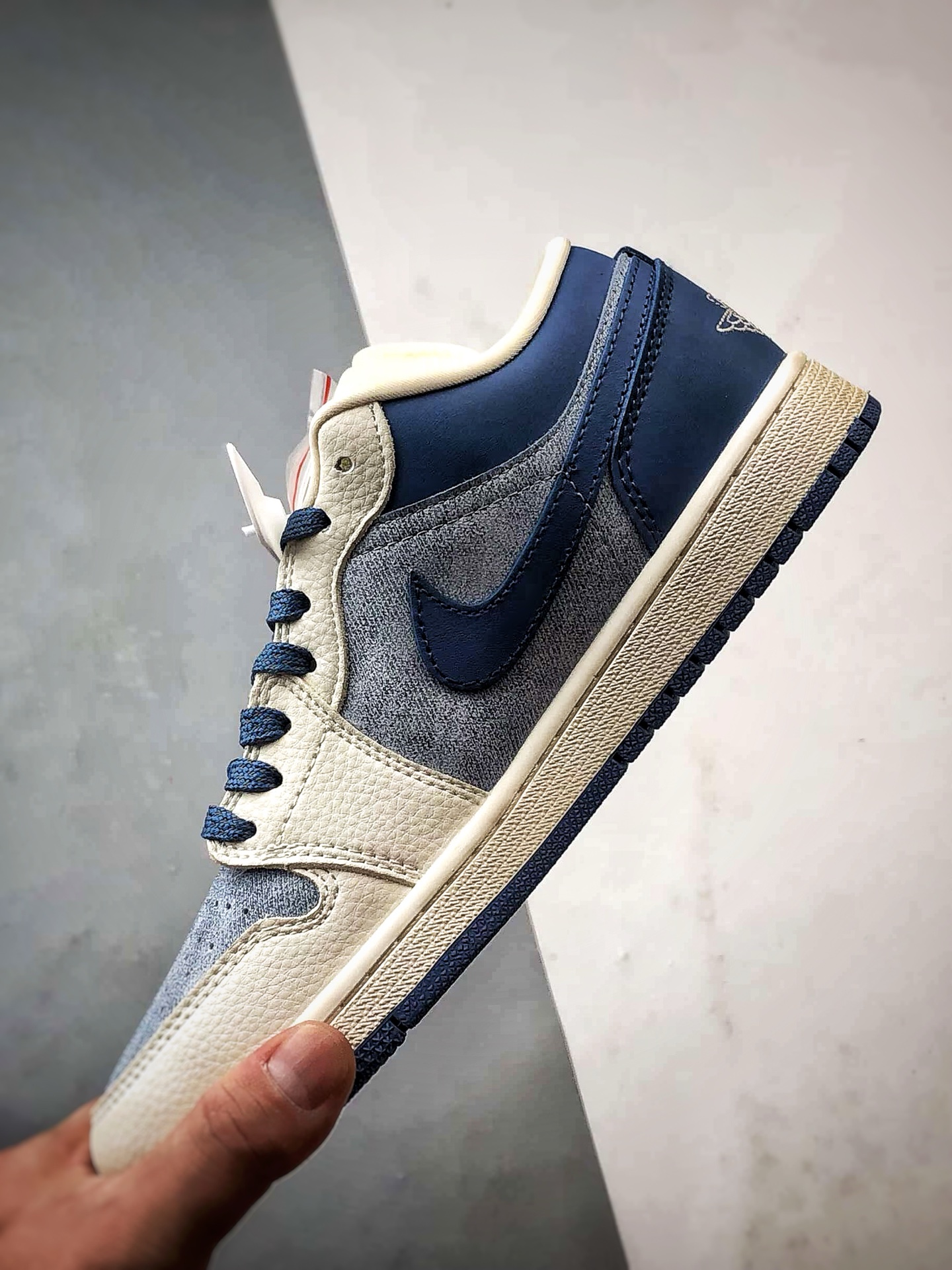 Air Jordan 1 Low ”高端定制” LV米白蓝拼接牛仔 QD1988-003-High Quatity Cheap Brand wholesale wholesaler seller Clothes Bags handbags Sneakers Top Fashion Clothing Shoes from China Factory Chinese suppliers best Quality Beautiful Price Air Jordan 1 Low ”高端定制” LV米白蓝拼接牛仔 QD1988-003