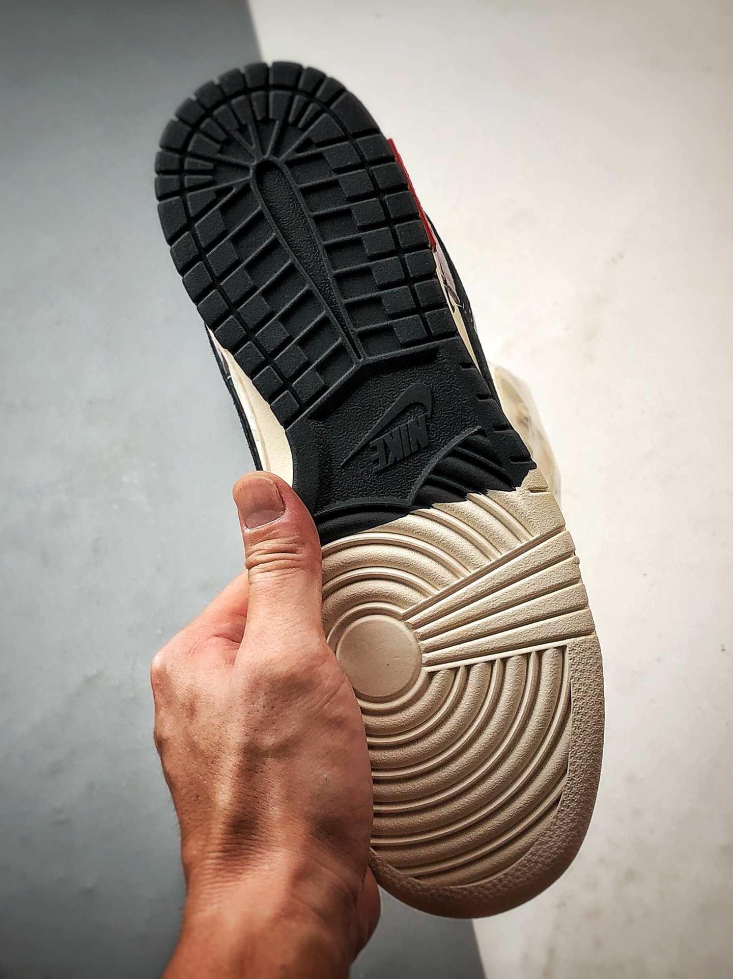 NK Dunk Low Retro ”DIY高端定制” LV米灰黑 低帮休闲运动板鞋 CX5050-Y18-High Quatity Cheap Brand wholesale wholesaler seller Clothes Bags handbags Sneakers Top Fashion Clothing Shoes from China Factory Chinese suppliers best Quality Beautiful Price NK Dunk Low Retro ”DIY高端定制” LV米灰黑 低帮休闲运动板鞋 CX5050-Y18