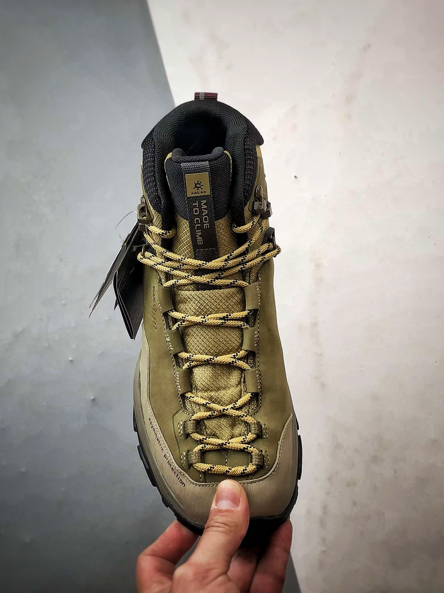 KAILAS MT5-3 GTX Mid 札达黄 凯乐石中帮户外防水登山功能鞋-High Quatity Cheap Brand wholesale wholesaler seller Clothes Bags handbags Sneakers Top Fashion Clothing Shoes from China Factory Chinese suppliers best Quality Beautiful Price KAILAS MT5-3 GTX Mid 札达黄 凯乐石中帮户外防水登山功能鞋