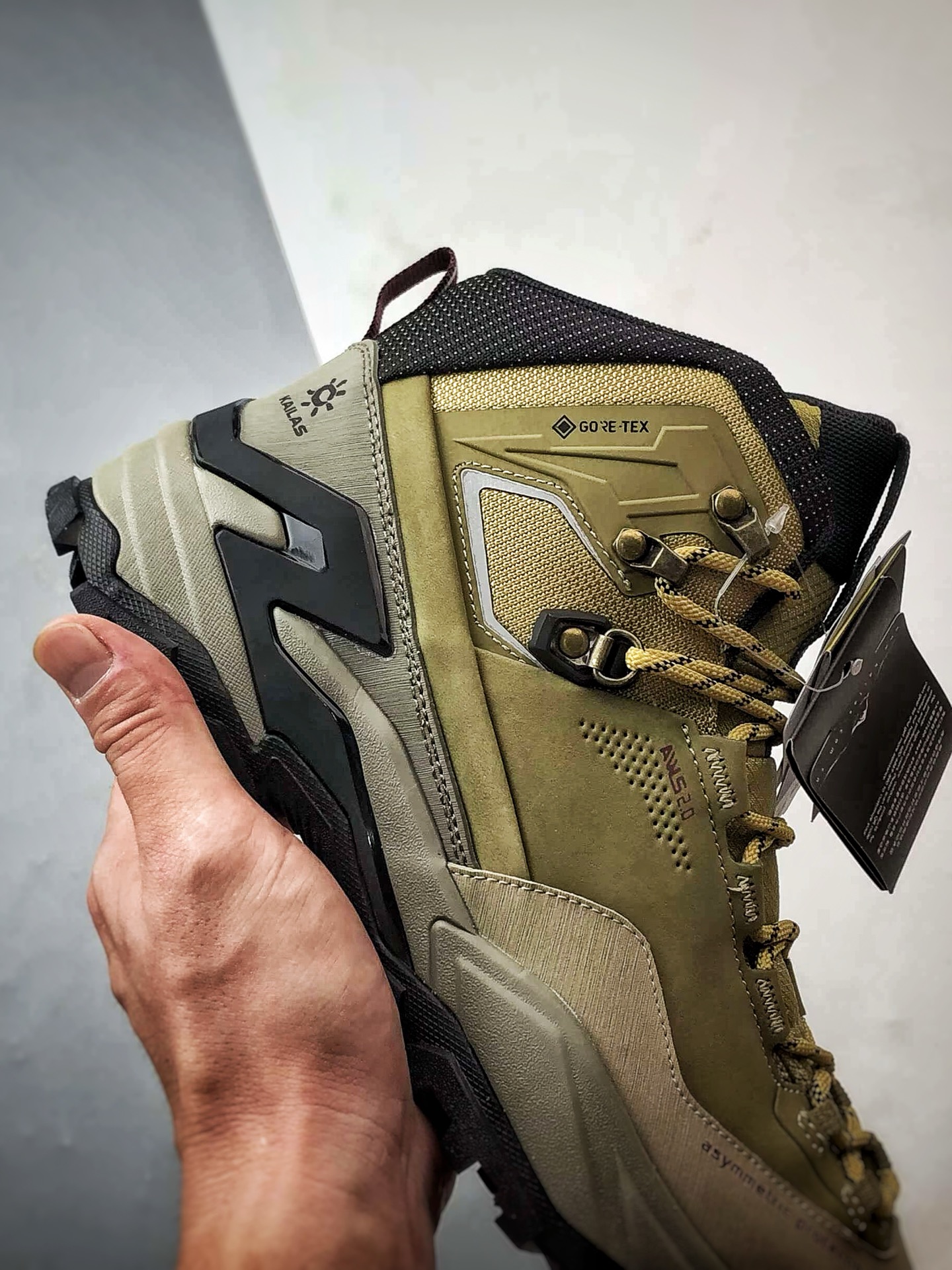 KAILAS MT5-3 GTX Mid 札达黄 凯乐石中帮户外防水登山功能鞋-High Quatity Cheap Brand wholesale wholesaler seller Clothes Bags handbags Sneakers Top Fashion Clothing Shoes from China Factory Chinese suppliers best Quality Beautiful Price KAILAS MT5-3 GTX Mid 札达黄 凯乐石中帮户外防水登山功能鞋