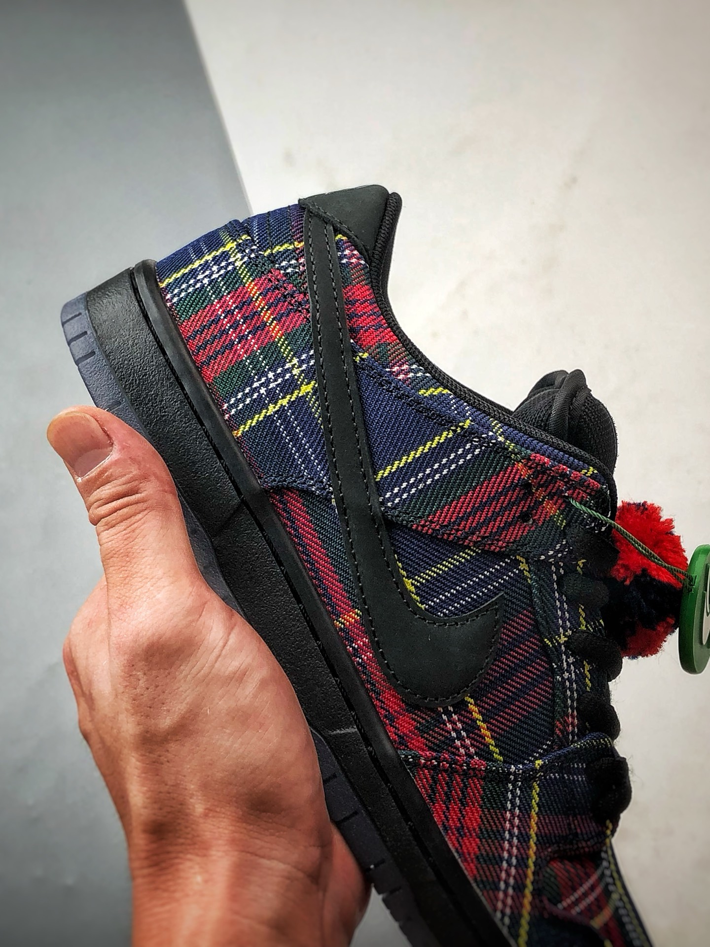 Nardwuar x NK Dunk SB Low Pro 联名苏格兰纹红蓝 II1493-600