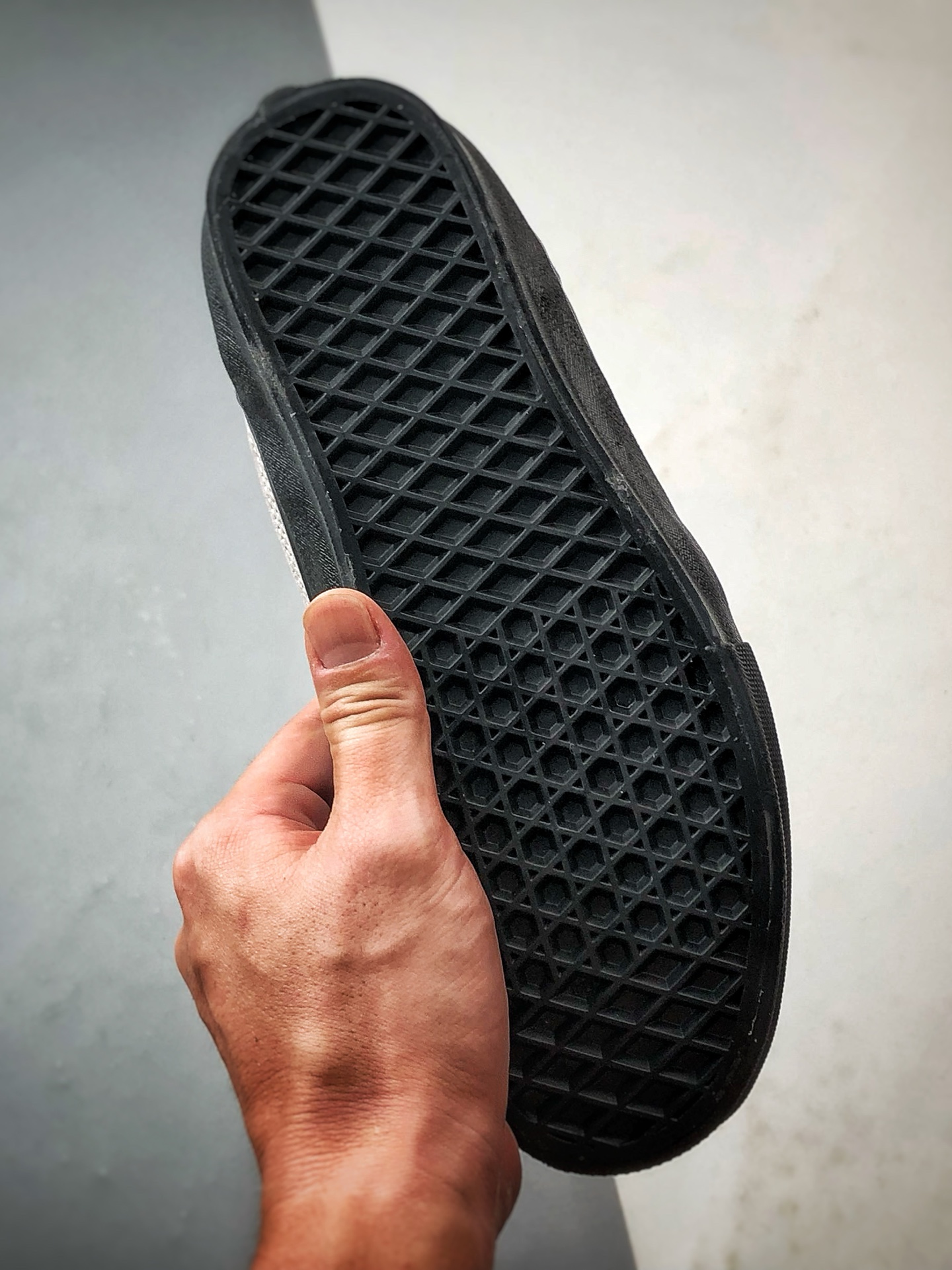 Atiba Jefferson x Vans Skate Safe 灰白黑 舒适百搭轻便滑板鞋 VN000EEHBWI