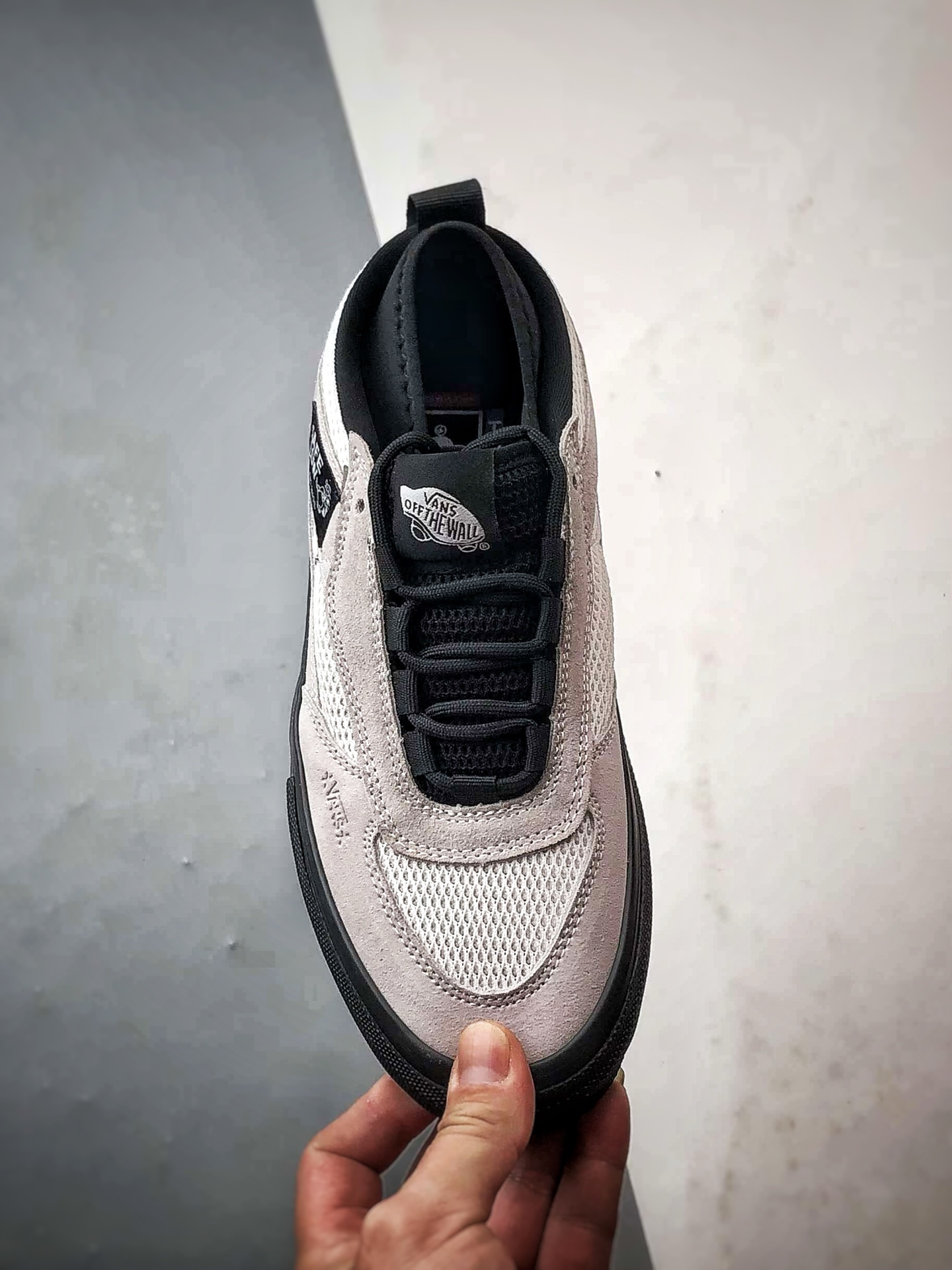 Atiba Jefferson x Vans Skate Safe 灰白黑 舒适百搭轻便滑板鞋 VN000EEHBWI