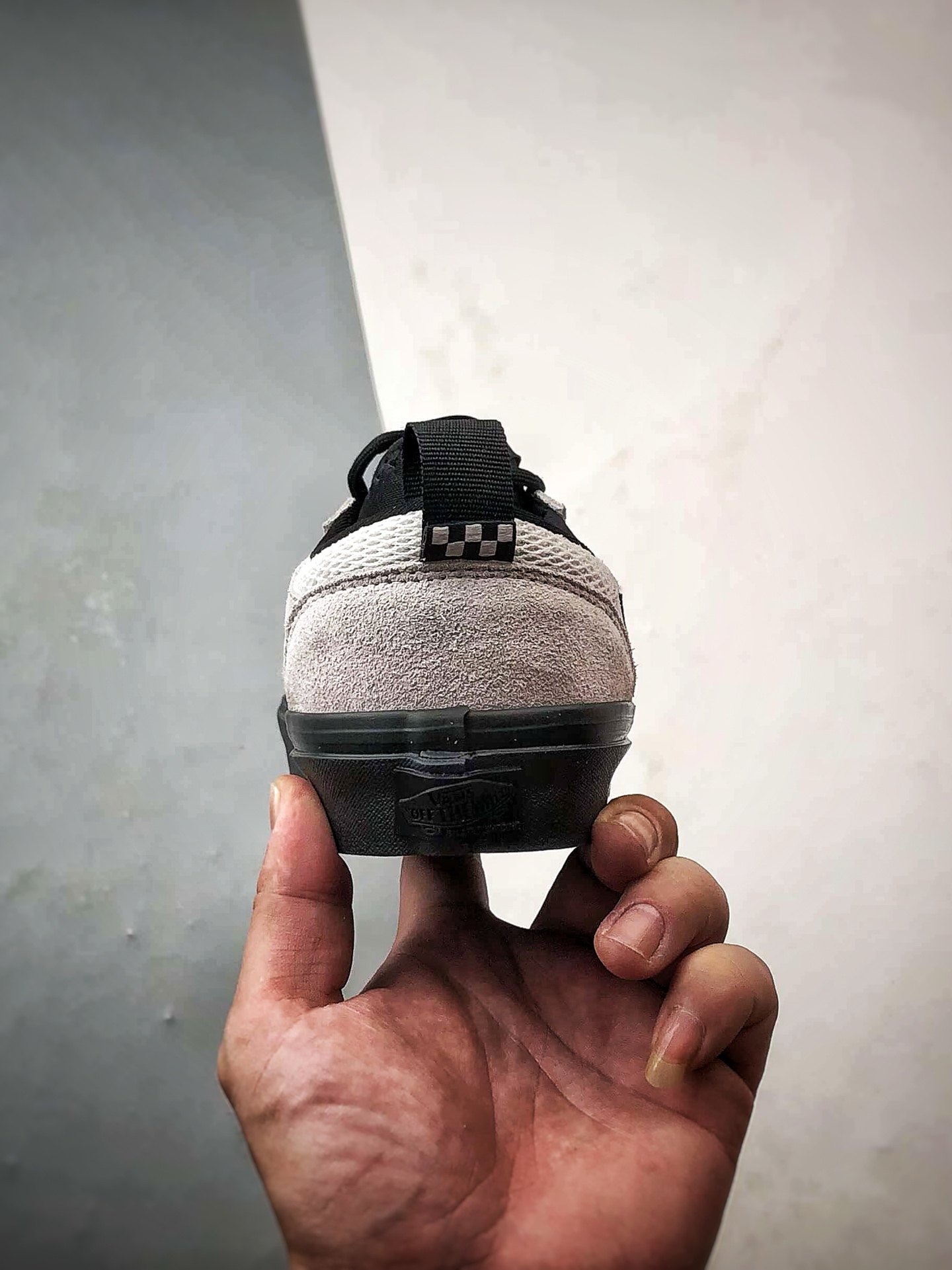 Atiba Jefferson x Vans Skate Safe 灰白黑 舒适百搭轻便滑板鞋 VN000EEHBWI