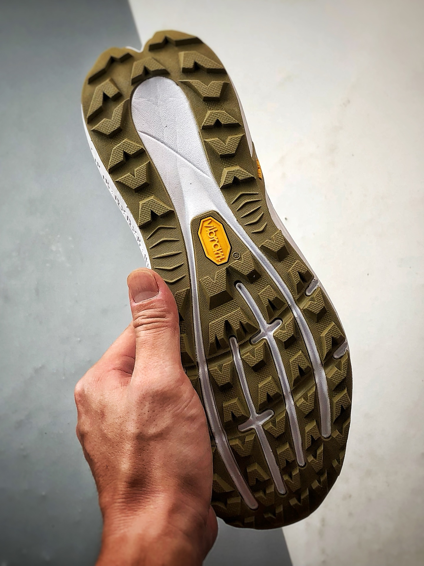 Merrell迈乐 Agility Peak 4 黑白 简约舒适蜂鸟户外织物透气越野跑步鞋