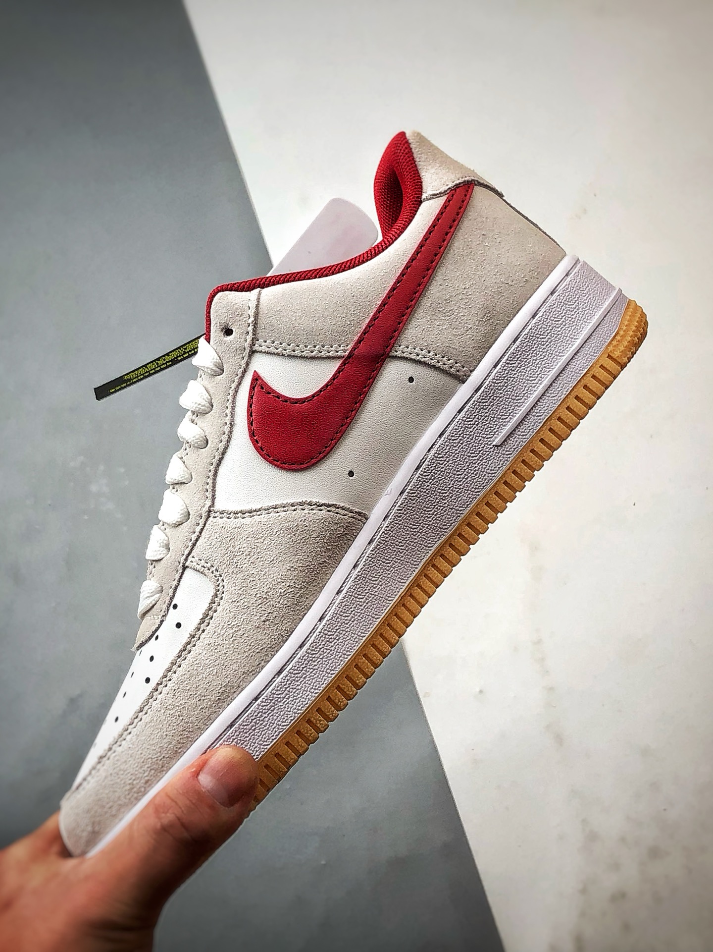 Air Force 1 '07 Low 米白红 IB6388-101