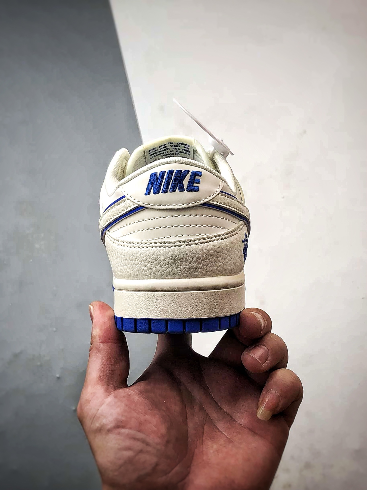 NK Dunk Low Retro ”DIY高端定制” 斯图西印字米白蓝 低帮休闲运动板鞋 JP1628-022