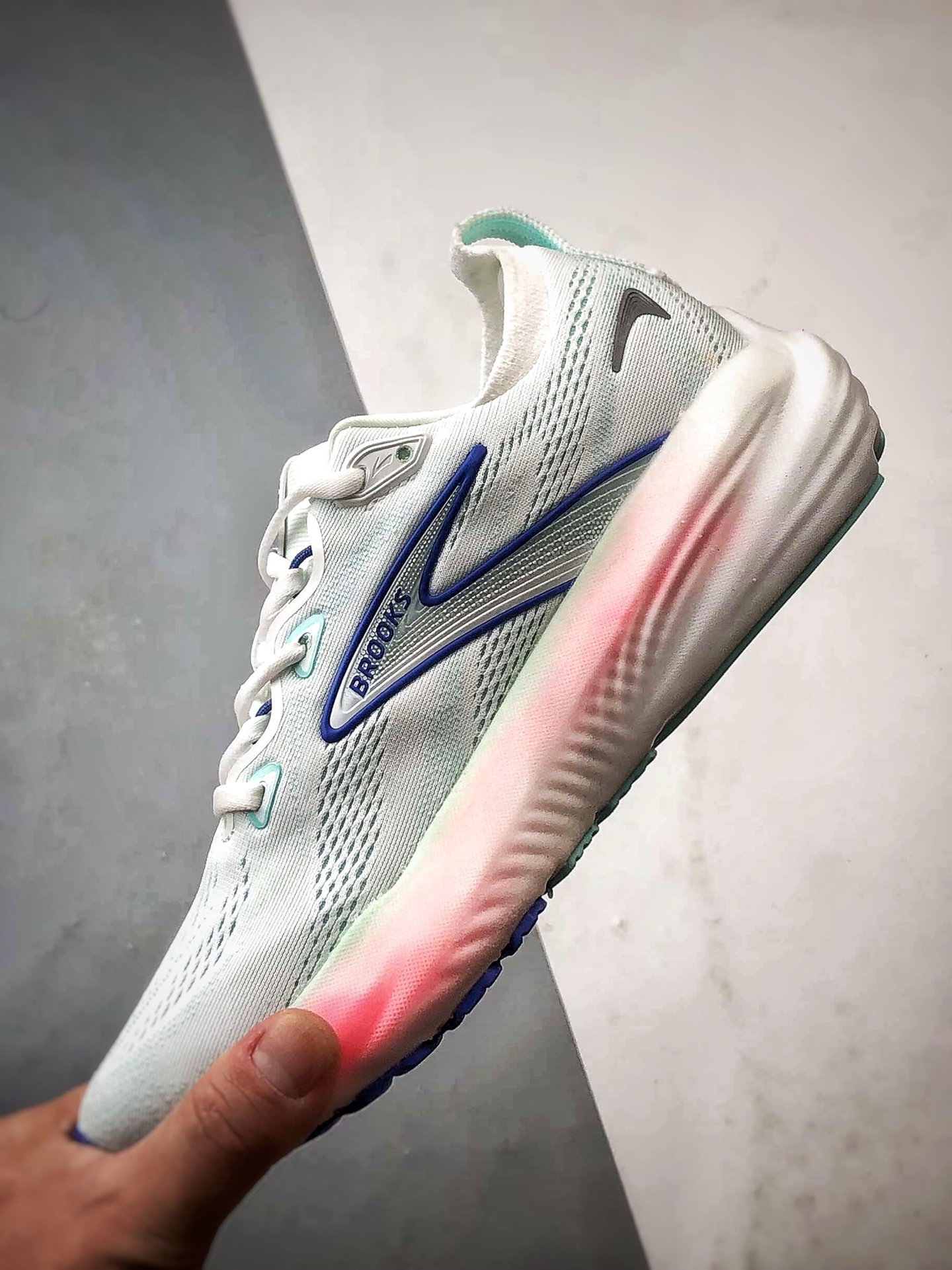 Brooks/布鲁克斯 Glycerin 22 白粉蓝 甘油22代低帮缓震运动慢跑鞋