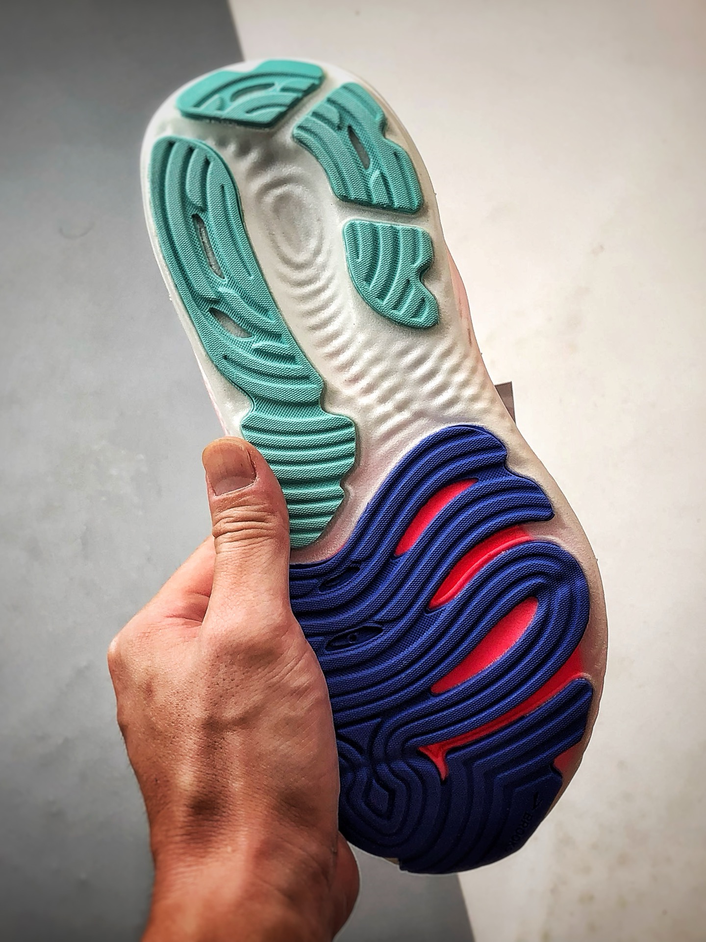 Brooks/布鲁克斯 Glycerin 22 白粉蓝 甘油22代低帮缓震运动慢跑鞋