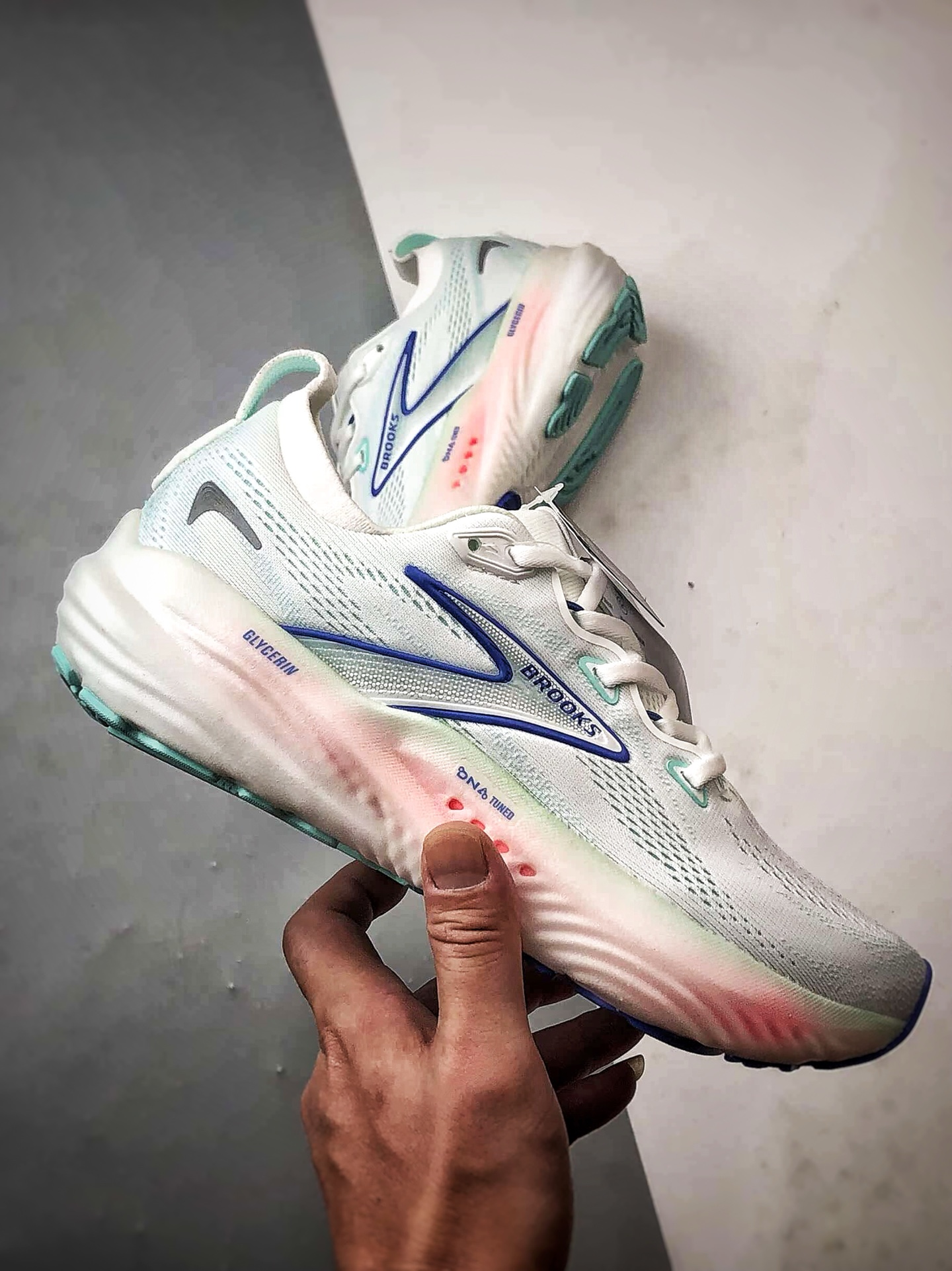 Brooks/布鲁克斯 Glycerin 22 白粉蓝 甘油22代低帮缓震运动慢跑鞋