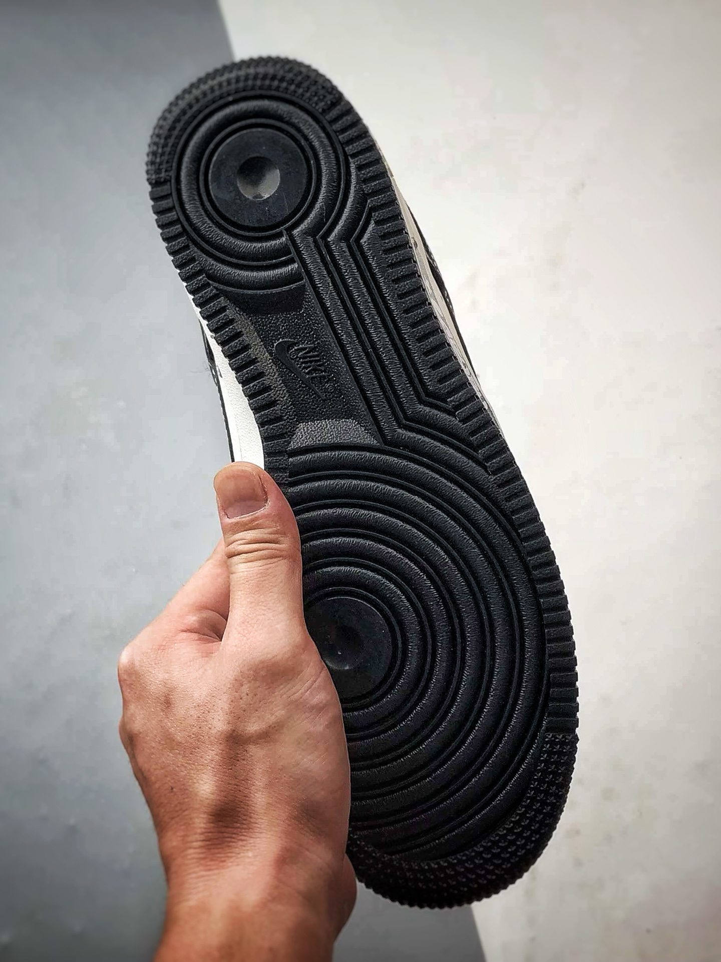 Air Force 1 '07 Low 拉布布白黑 KJ5188-001