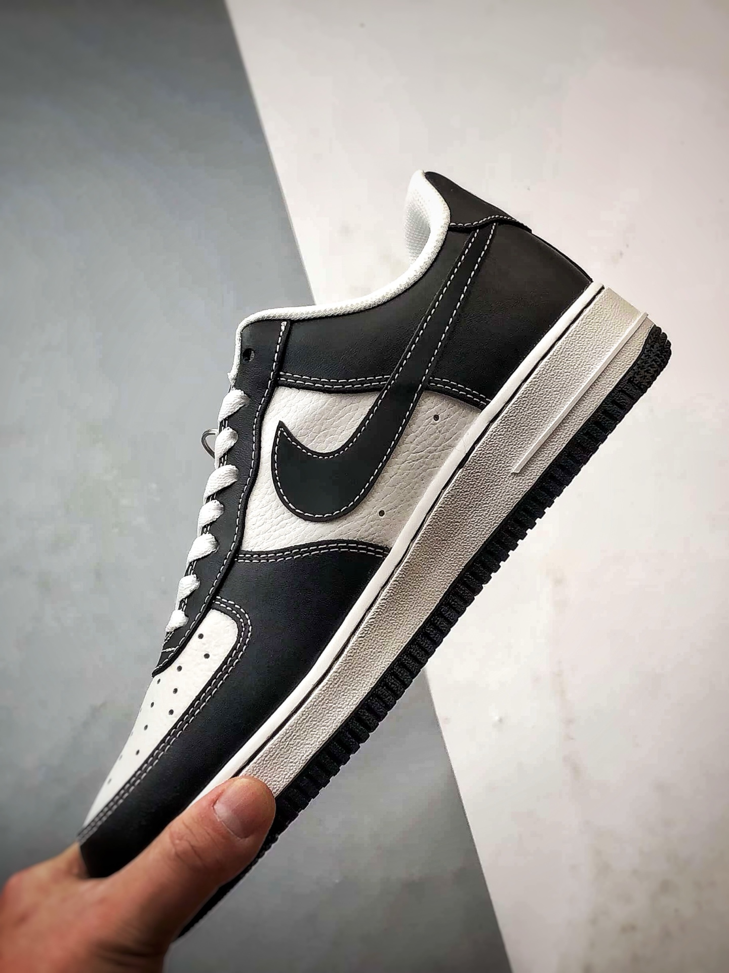 Air Force 1 '07 Low 拉布布白黑 KJ5188-001