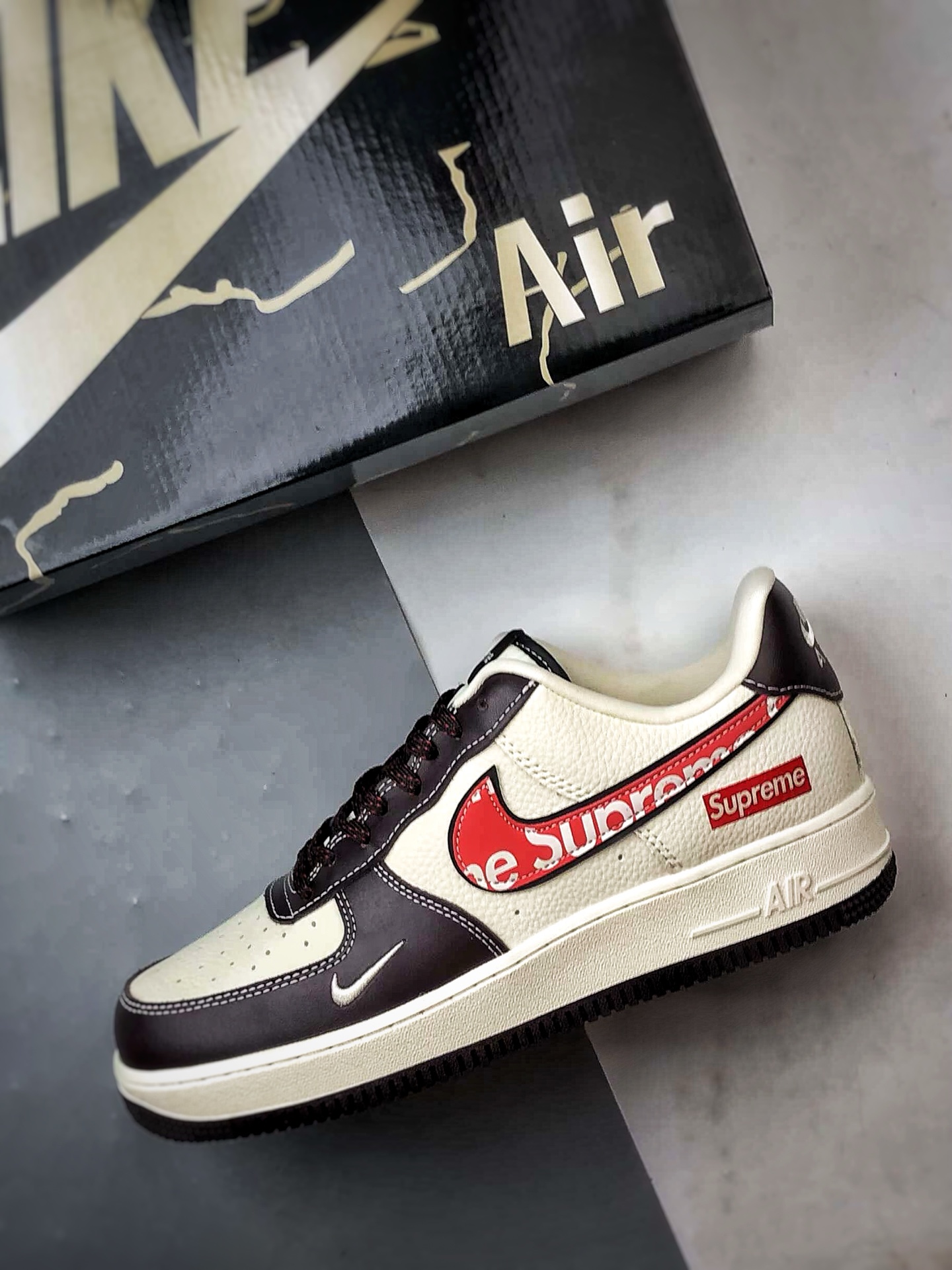Sup x Air Force 1 Low 米棕红钩 KJ1688-019