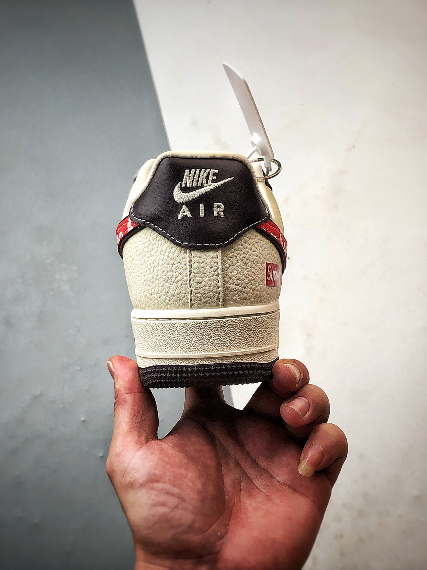 Sup x Air Force 1 Low 米棕红钩 KJ1688-019