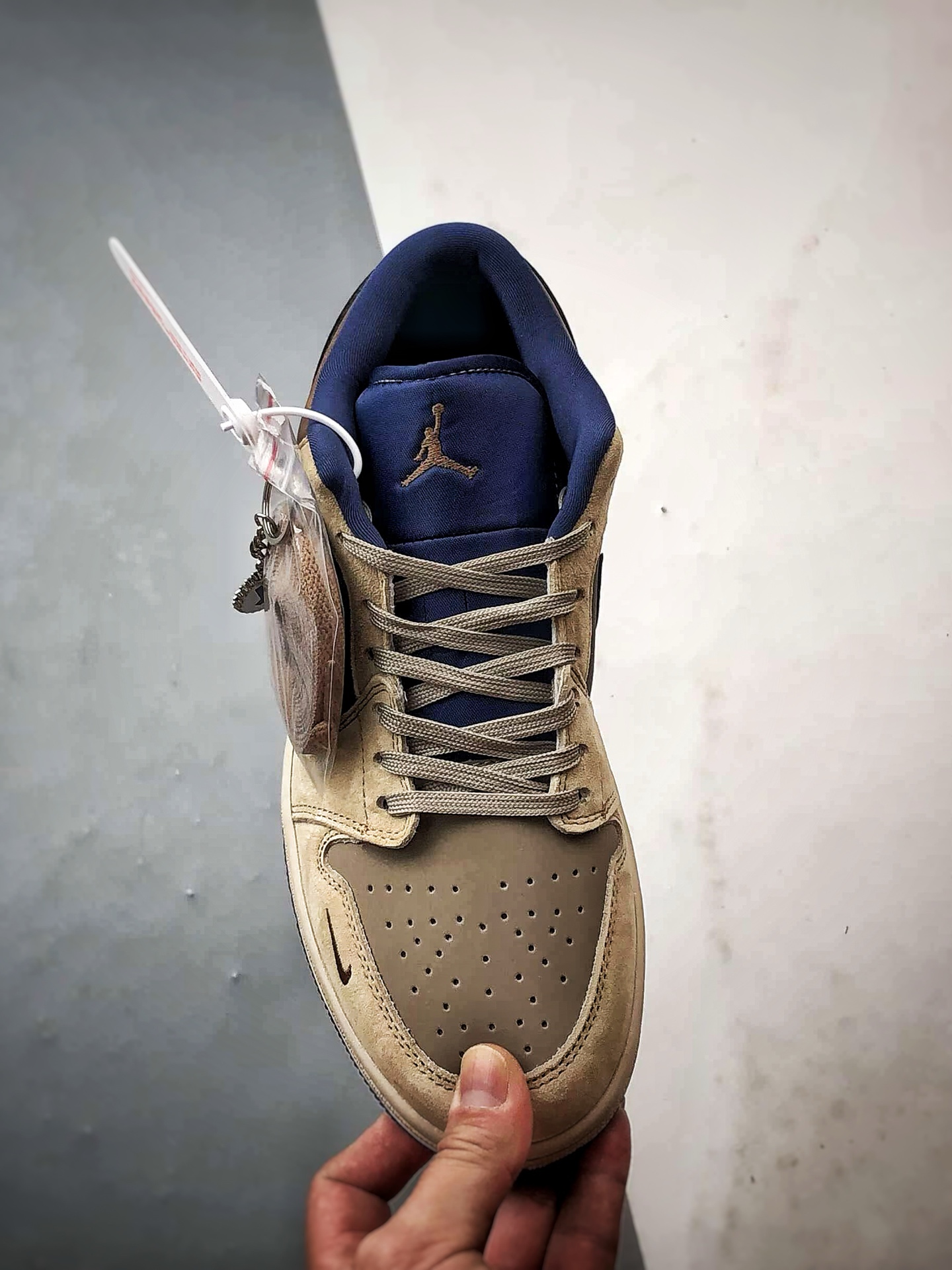 Air Jordan 1 Low ”高端定制” 五道杠猪八灰棕 QG1988-003