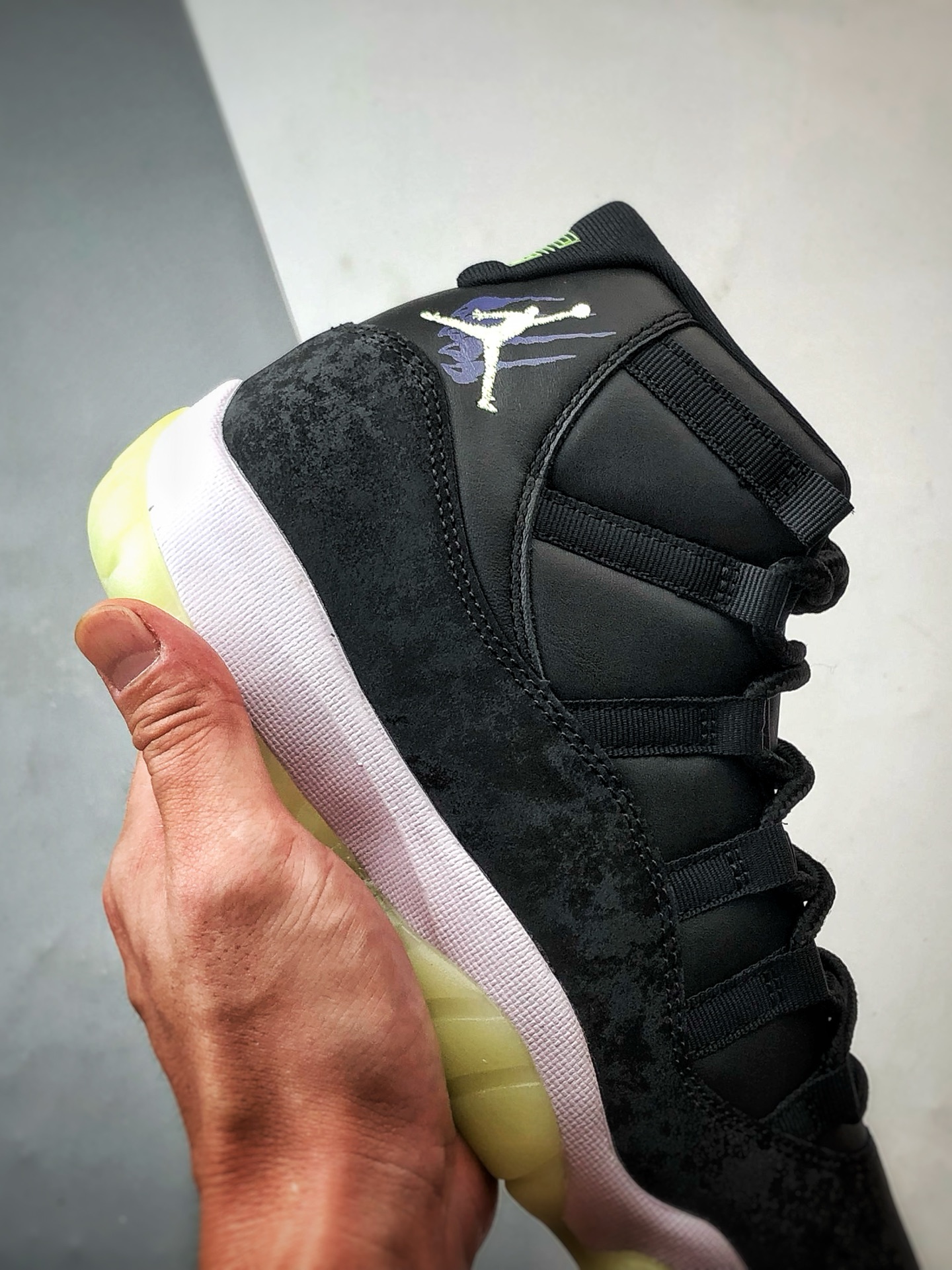 Jordan Air Jordan 11Retro High 万圣节黑绿 IB1378-001
