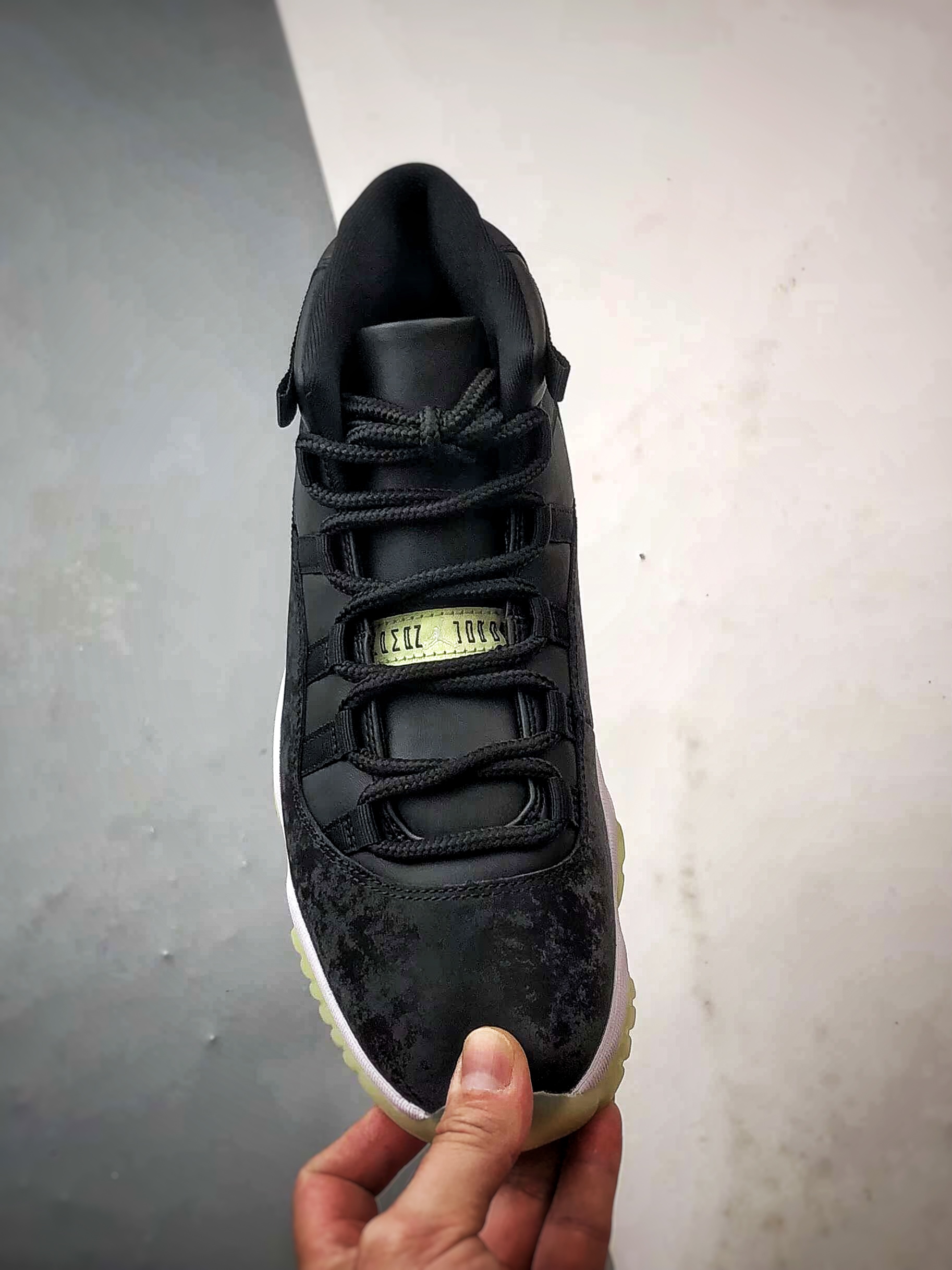 Jordan Air Jordan 11Retro High 万圣节黑绿 IB1378-001