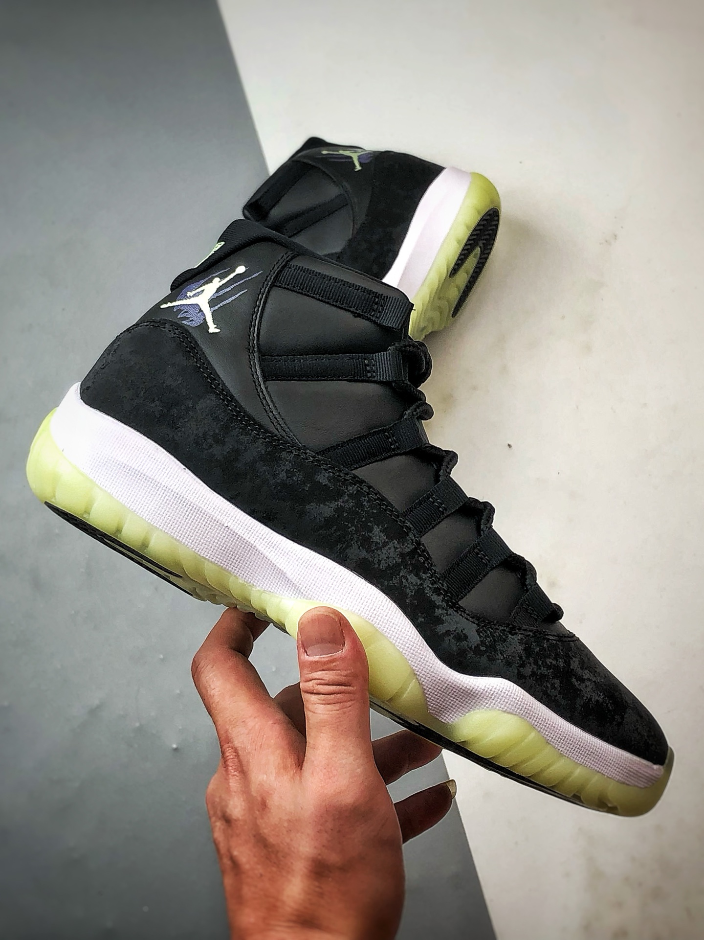 Jordan Air Jordan 11Retro High 万圣节黑绿 IB1378-001