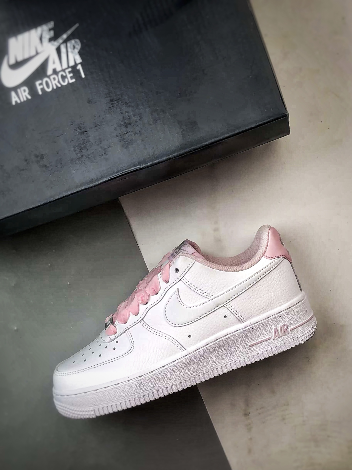 Air Force 1 '07 Low 白粉 HV4403-601