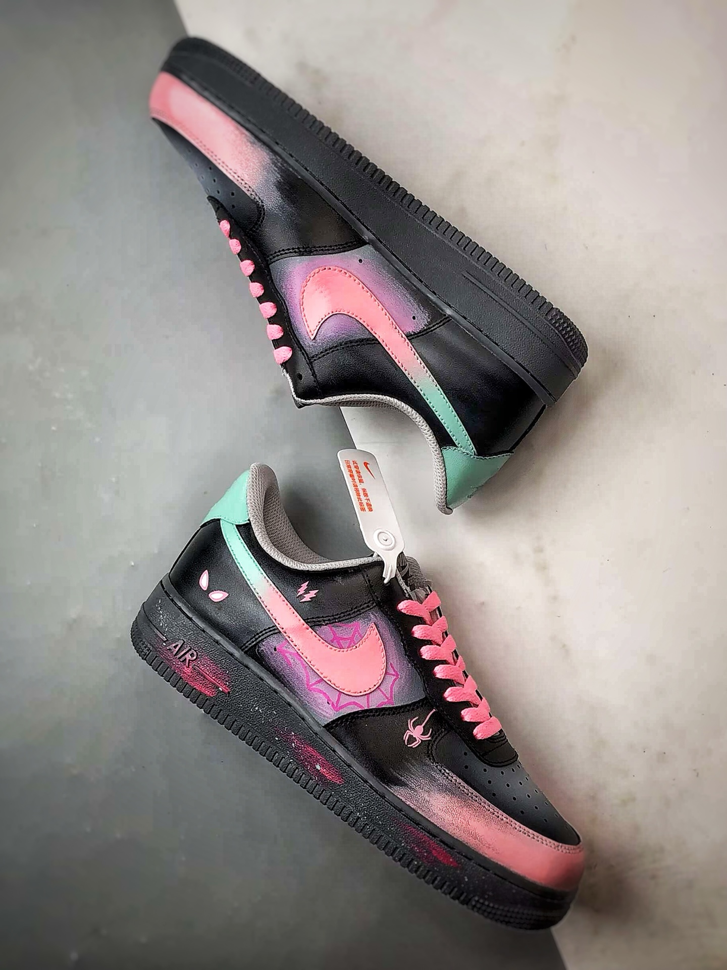 Air Force 1 '07 Low 粉电蛛影涂鸦 YD2425-011