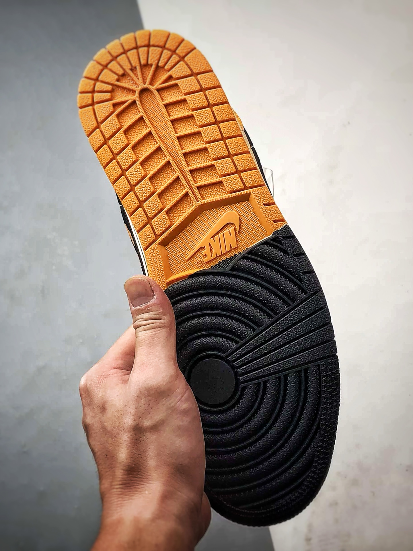 Air Jordan 1 Low ”高端定制” 爱马仕黑白橙 LJ8888-004-High Quatity Cheap Brand wholesale wholesaler seller Clothes Bags handbags Sneakers Top Fashion Clothing Shoes from China Factory Chinese suppliers best Quality Beautiful Price Air Jordan 1 Low ”高端定制” 爱马仕黑白橙 LJ8888-004