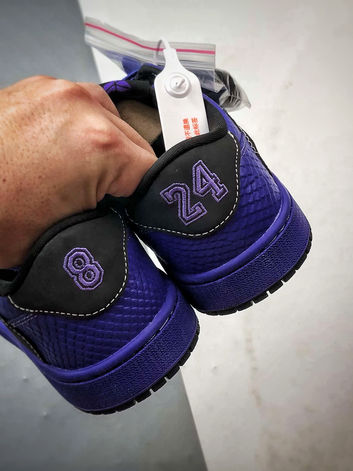 Air Jordan 1 Low ”高端定制” 科比蛇鳞纹紫黑倒钩 LD2028-038-High Quatity Cheap Brand wholesale wholesaler seller Clothes Bags handbags Sneakers Top Fashion Clothing Shoes from China Factory Chinese suppliers best Quality Beautiful Price Air Jordan 1 Low ”高端定制” 科比蛇鳞纹紫黑倒钩 LD2028-038