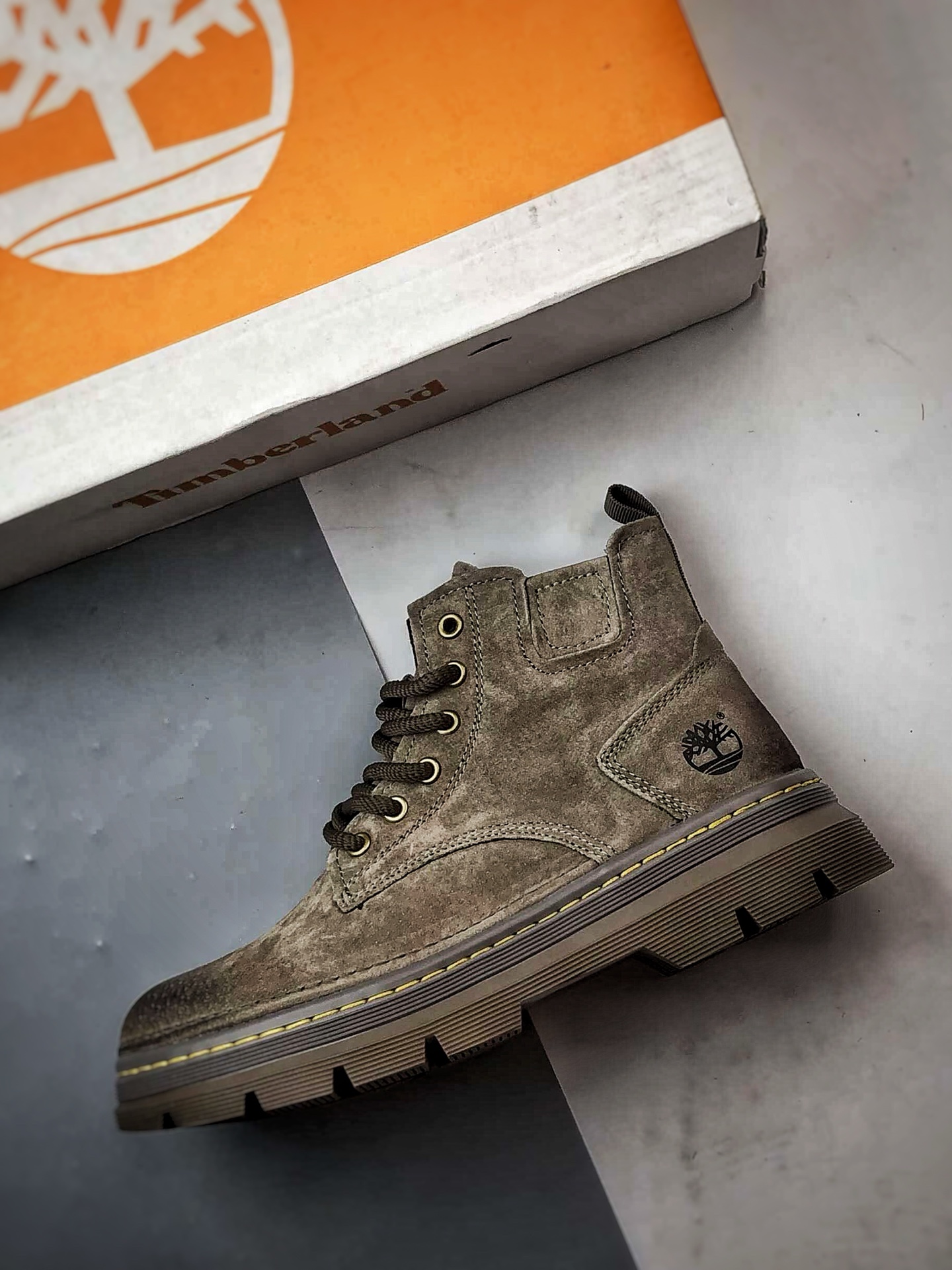 Timberland 添柏岚/天伯伦 25秋冬新款 经典户外休闲大黄靴 TB99350