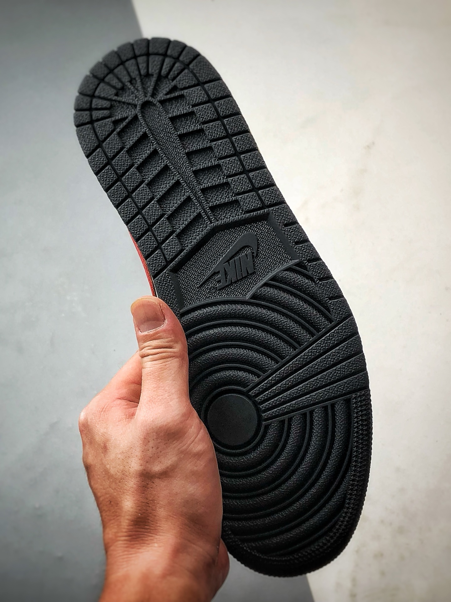 Travis Scott x Air Jordan 1 Low 定制款 倒钩低帮黑红 DM7866-061