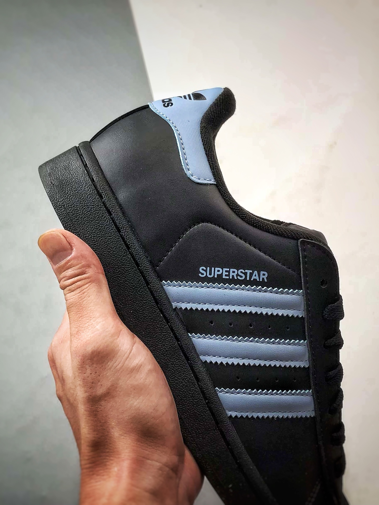 AD Originals Super 2 黑蓝色贝壳头 JS1338