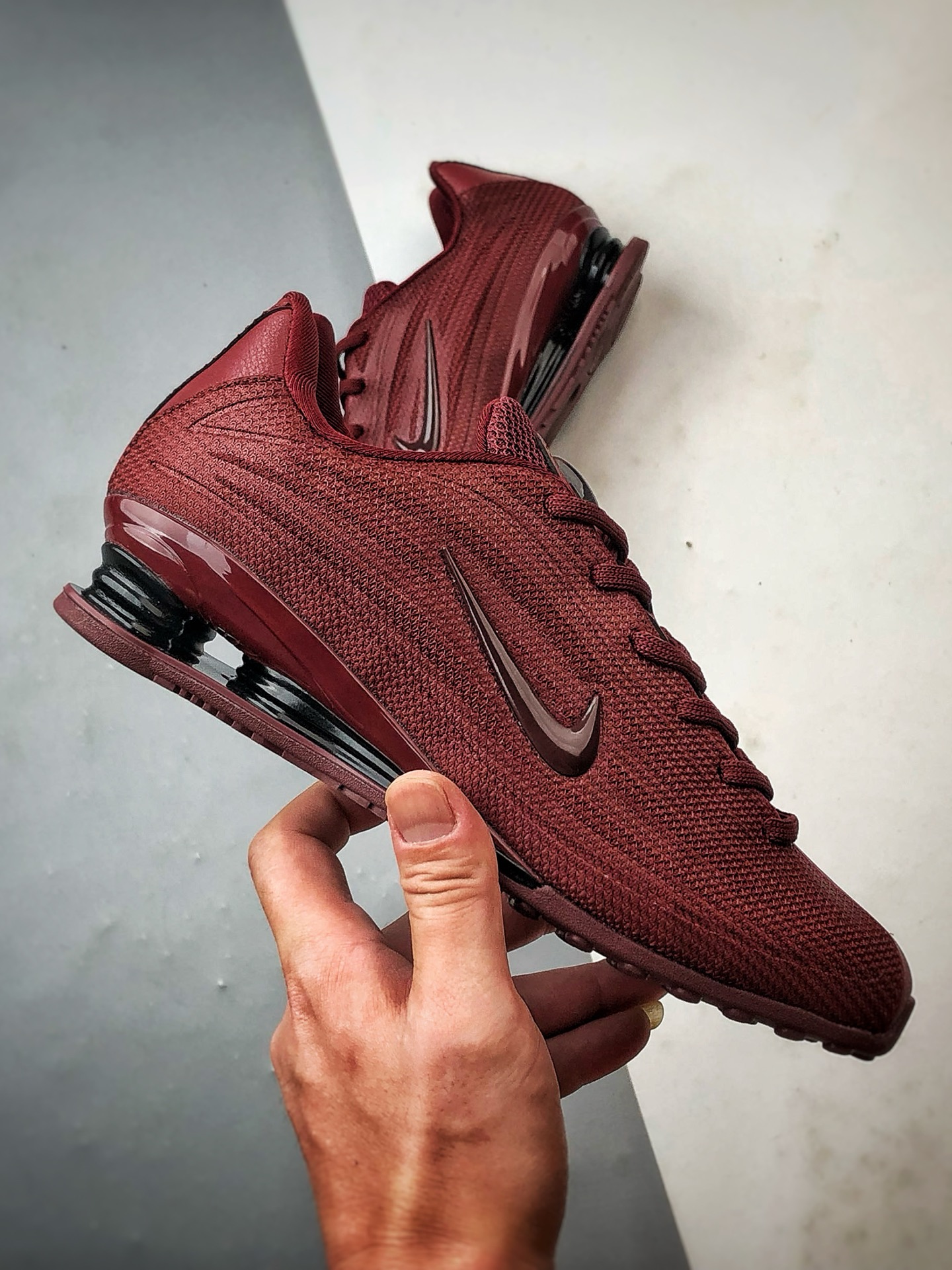 NK Shox Z系列 酒红色 气柱科技风舒适生活休闲鞋 HQ7540-600