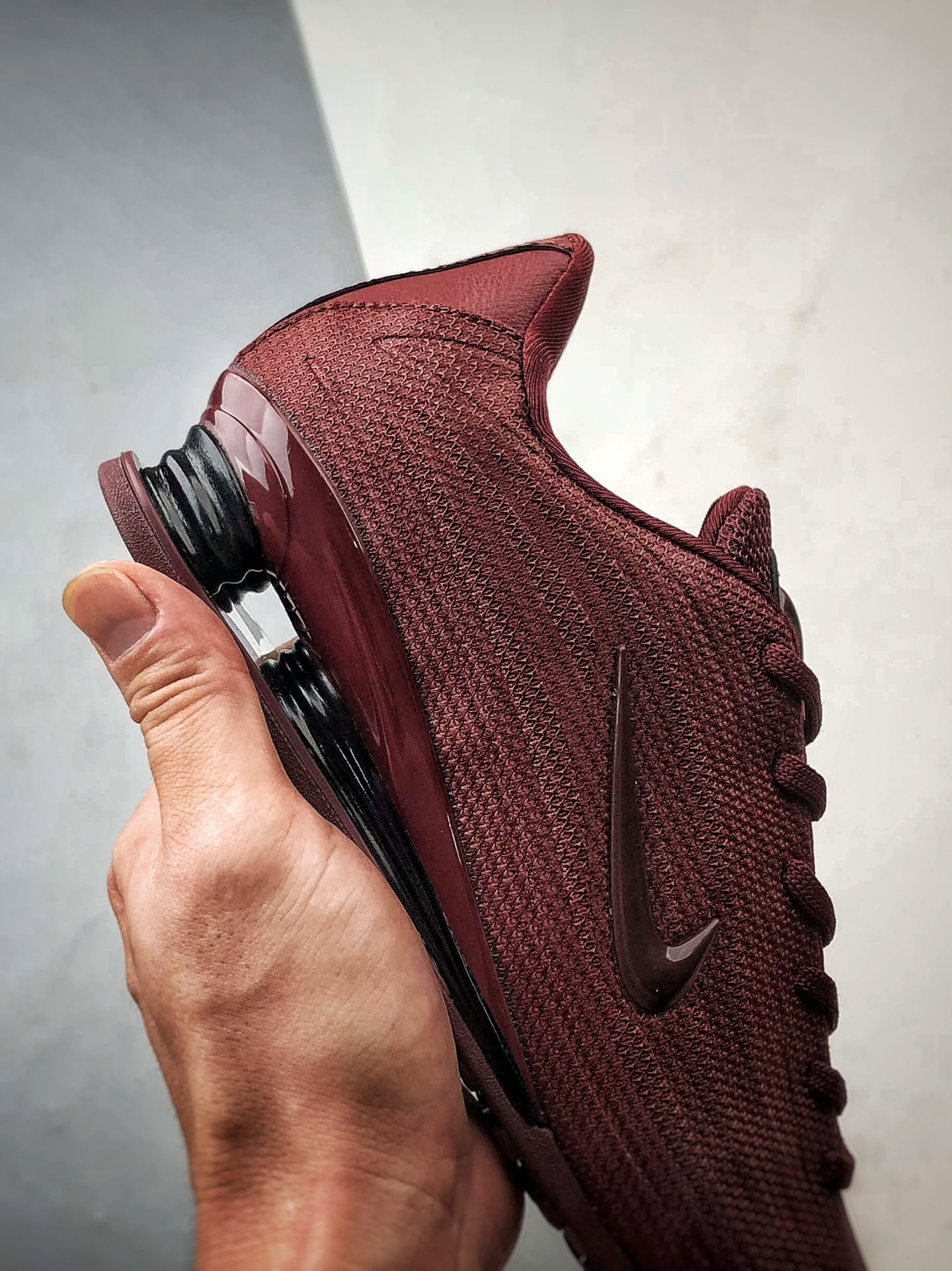 NK Shox Z系列 酒红色 气柱科技风舒适生活休闲鞋 HQ7540-600