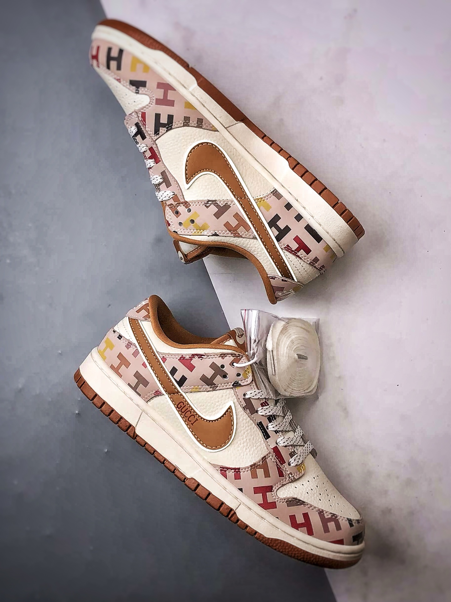 NK Dunk Low Retro ”DIY高端定制” 古驰印花多彩多姿 低帮休闲运动板鞋 SR8888-012