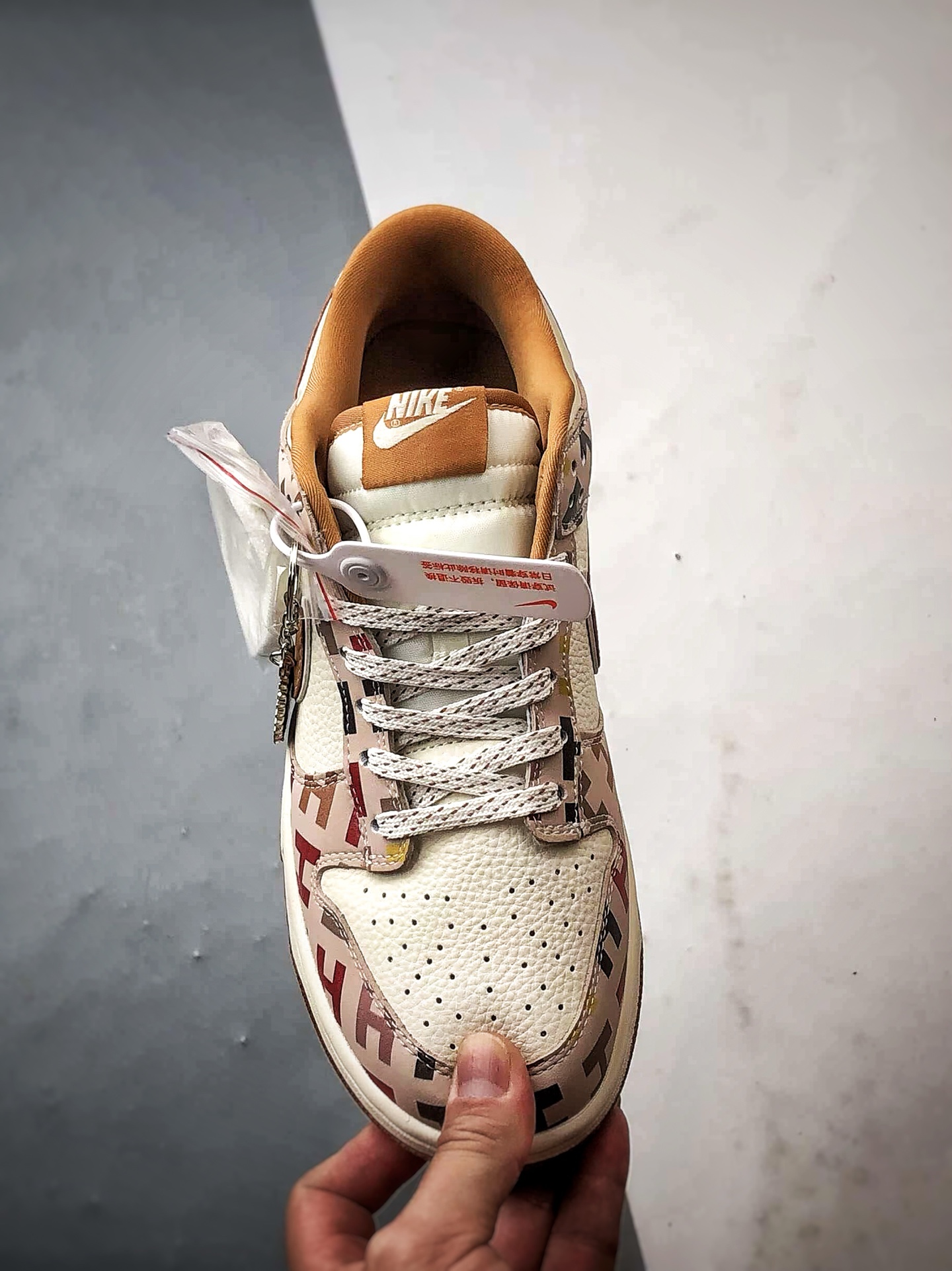 NK Dunk Low Retro ”DIY高端定制” 古驰印花多彩多姿 低帮休闲运动板鞋 SR8888-012