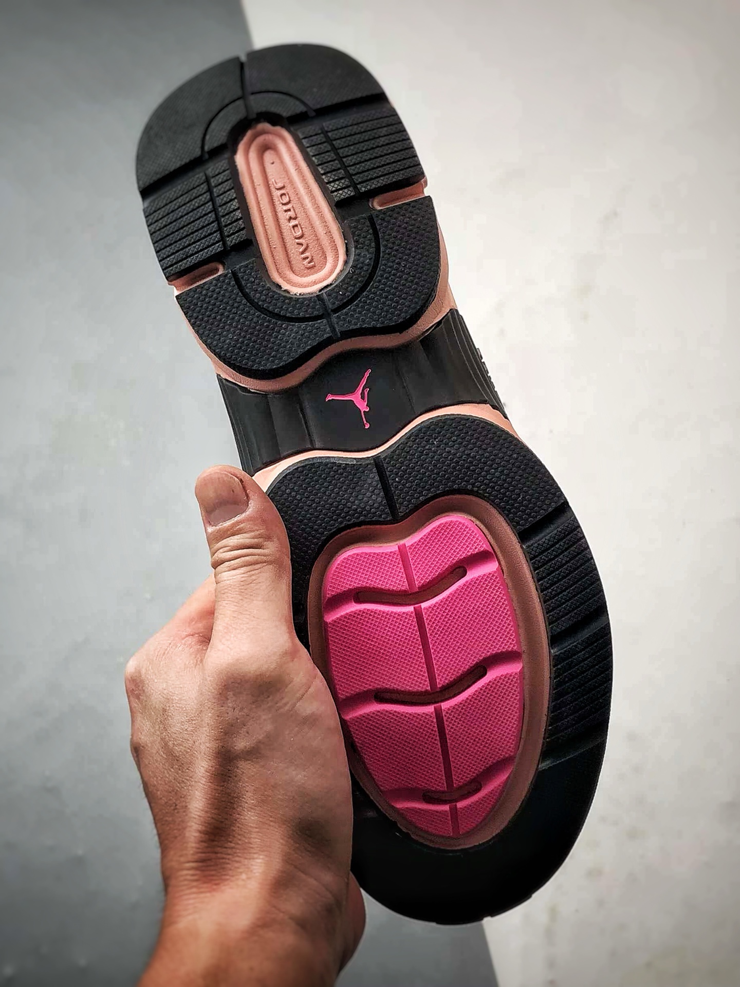 220 Jordan Trunner O/S 黑灰粉 复古经典百搭生活休闲鞋 IB3722-002