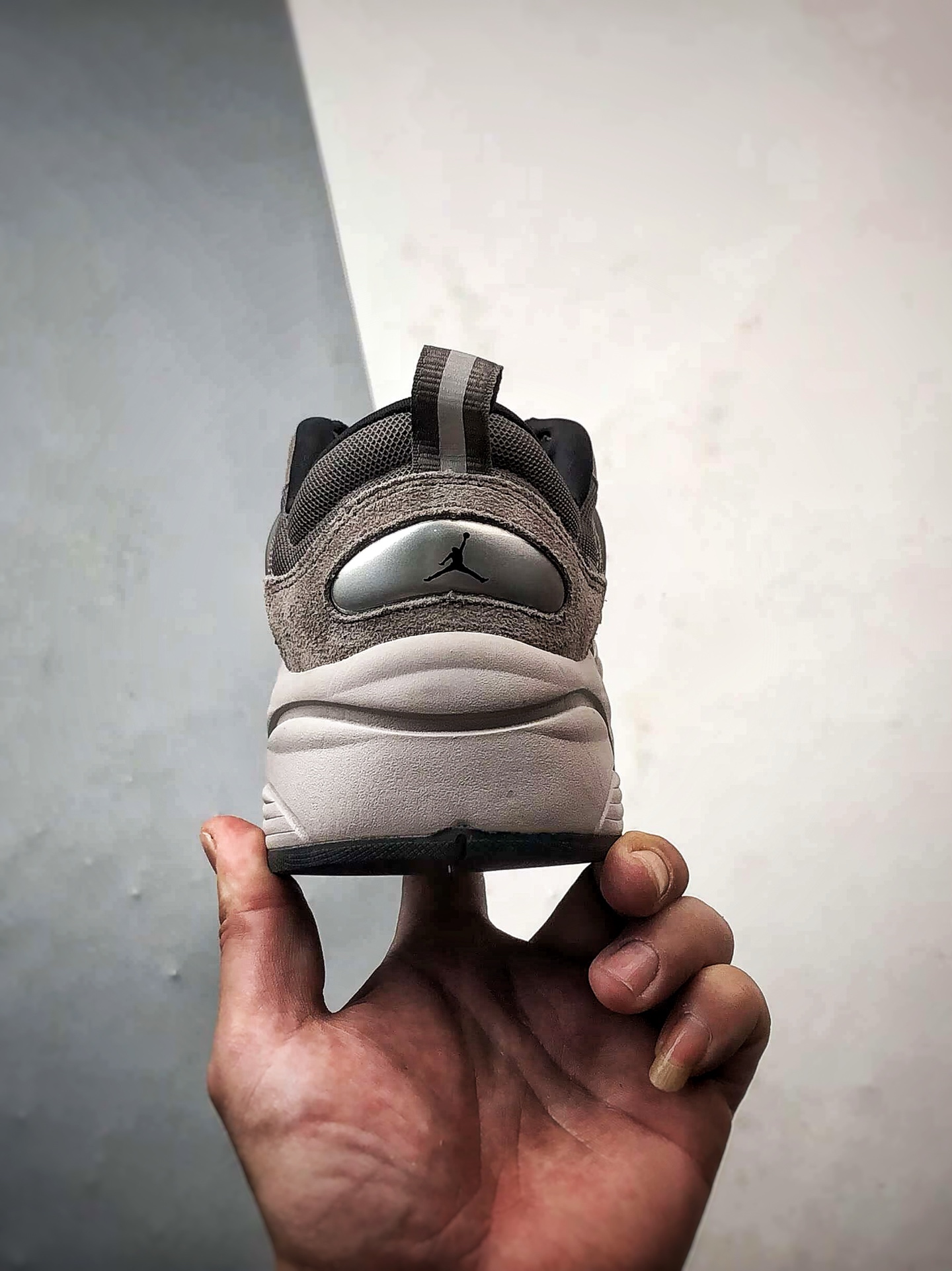 220 Jordan Trunner O/S 棕褐色 复古经典百搭生活休闲鞋 IB3722-201