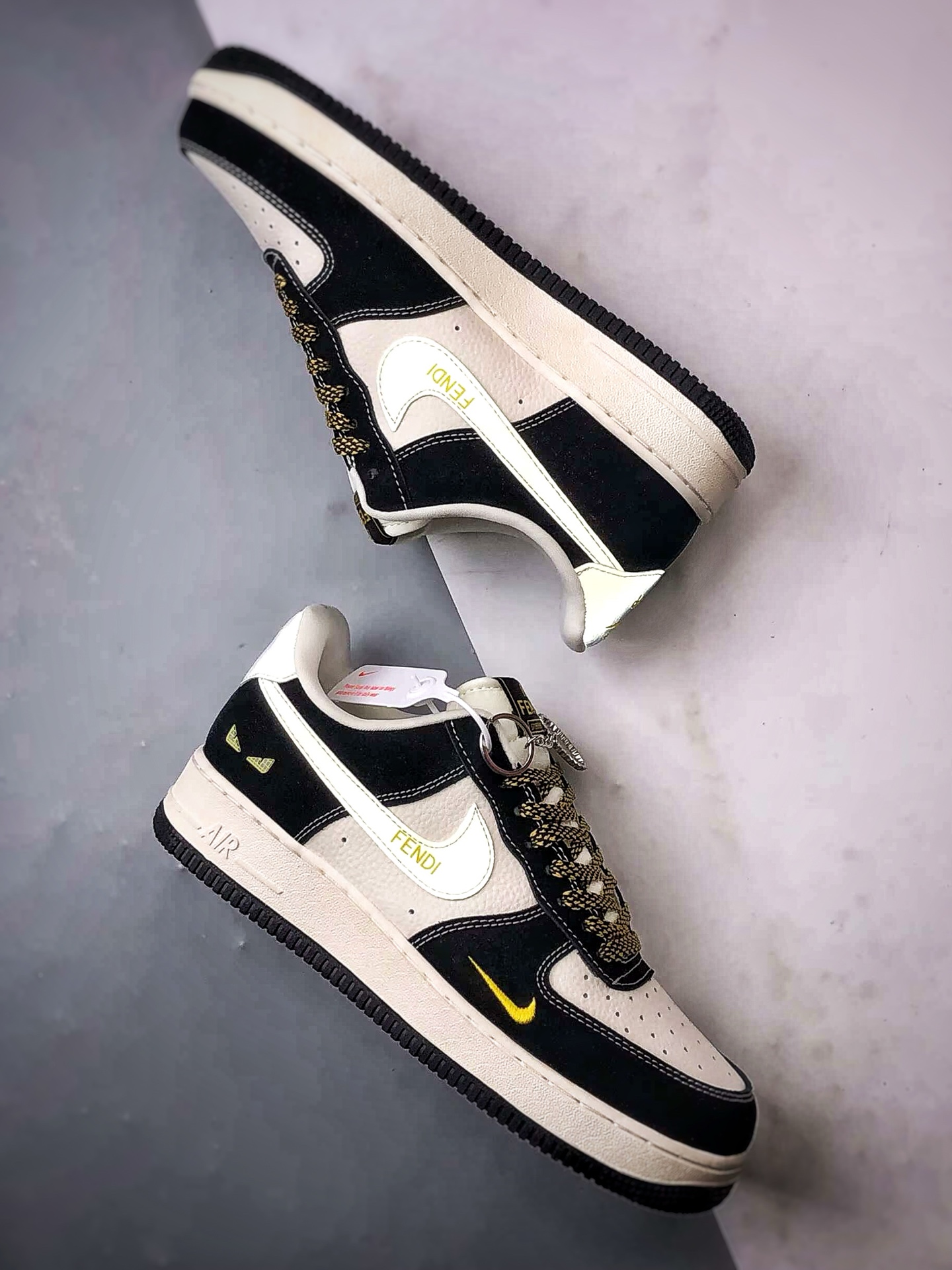 280 Fendi x Air Force 1 Low 黑白黄 DX1888-099