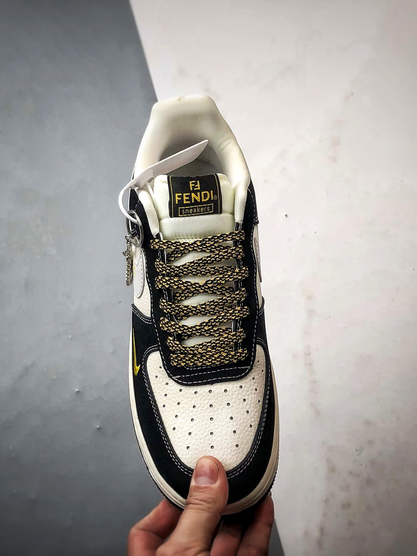 280 Fendi x Air Force 1 Low 黑白黄 DX1888-099