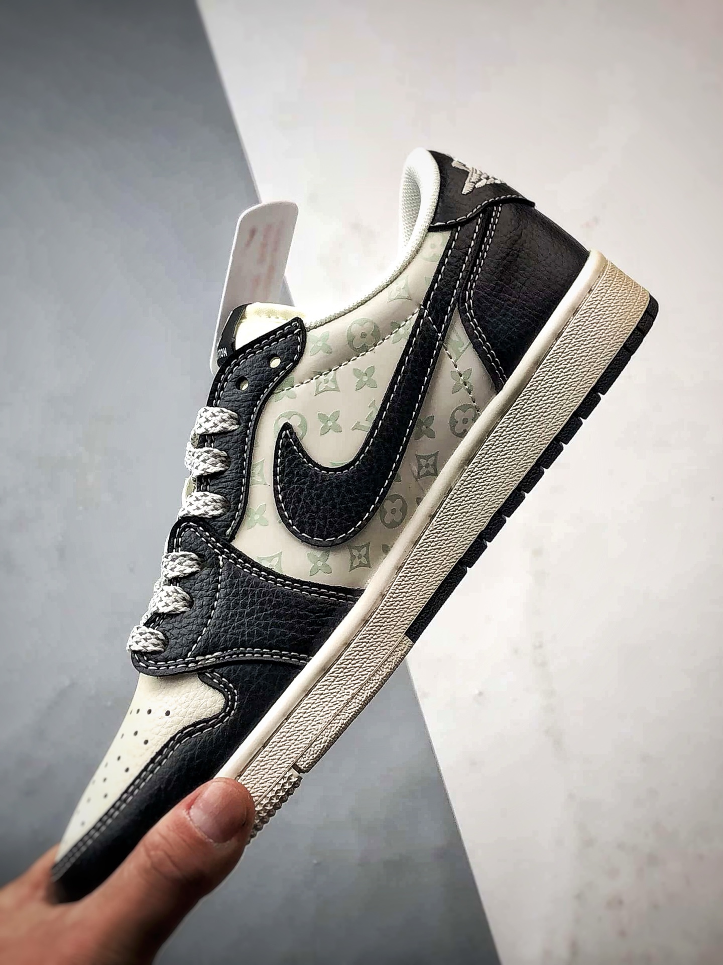 290 Air Jordan 1 Low ”高端定制” LV印花米白黑倒钩 CX5050-Y29