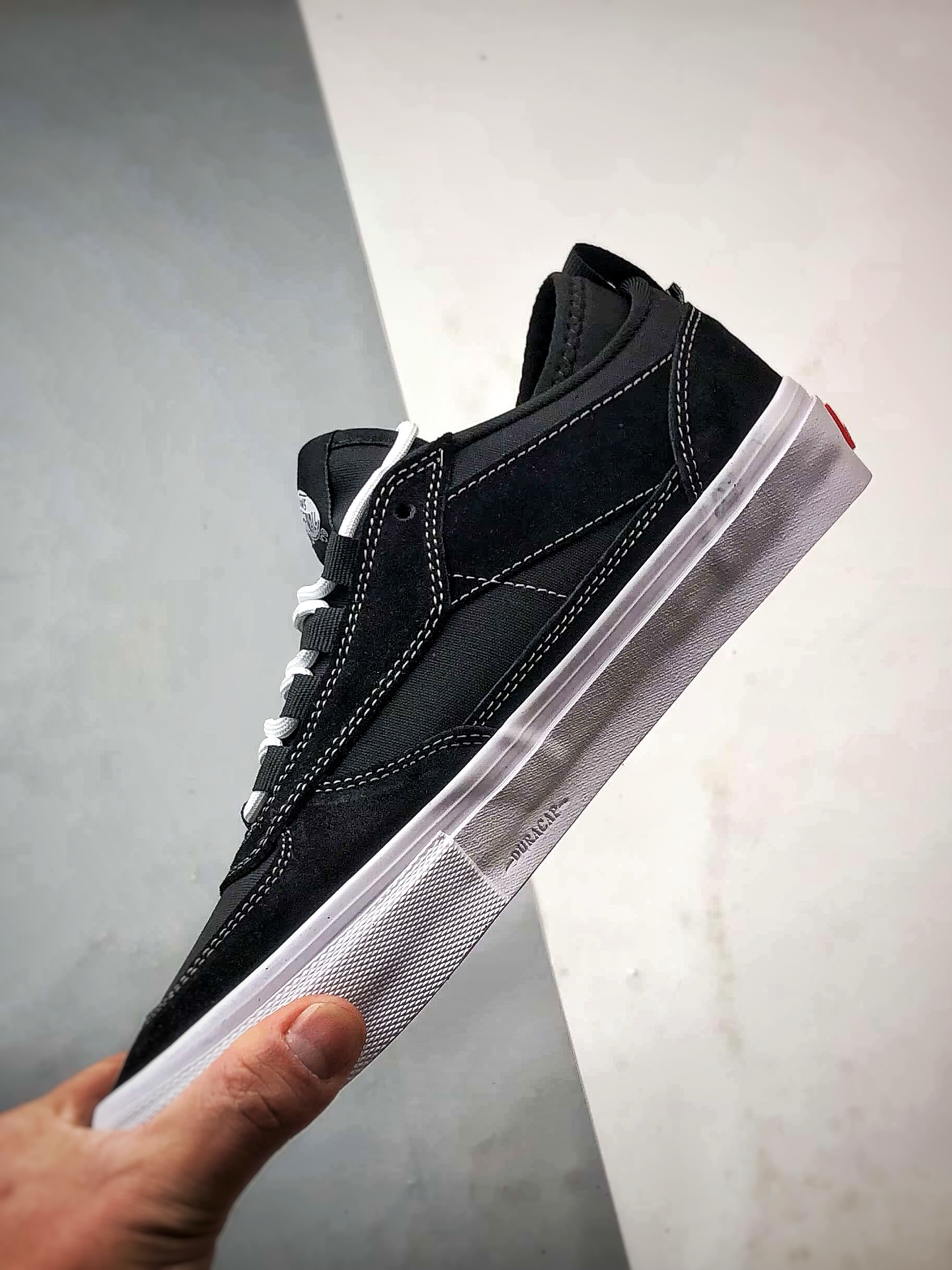 180 Vans Skate Safe Low 黑白 哈弗低帮轻便滑板鞋 VN000EEHBKA