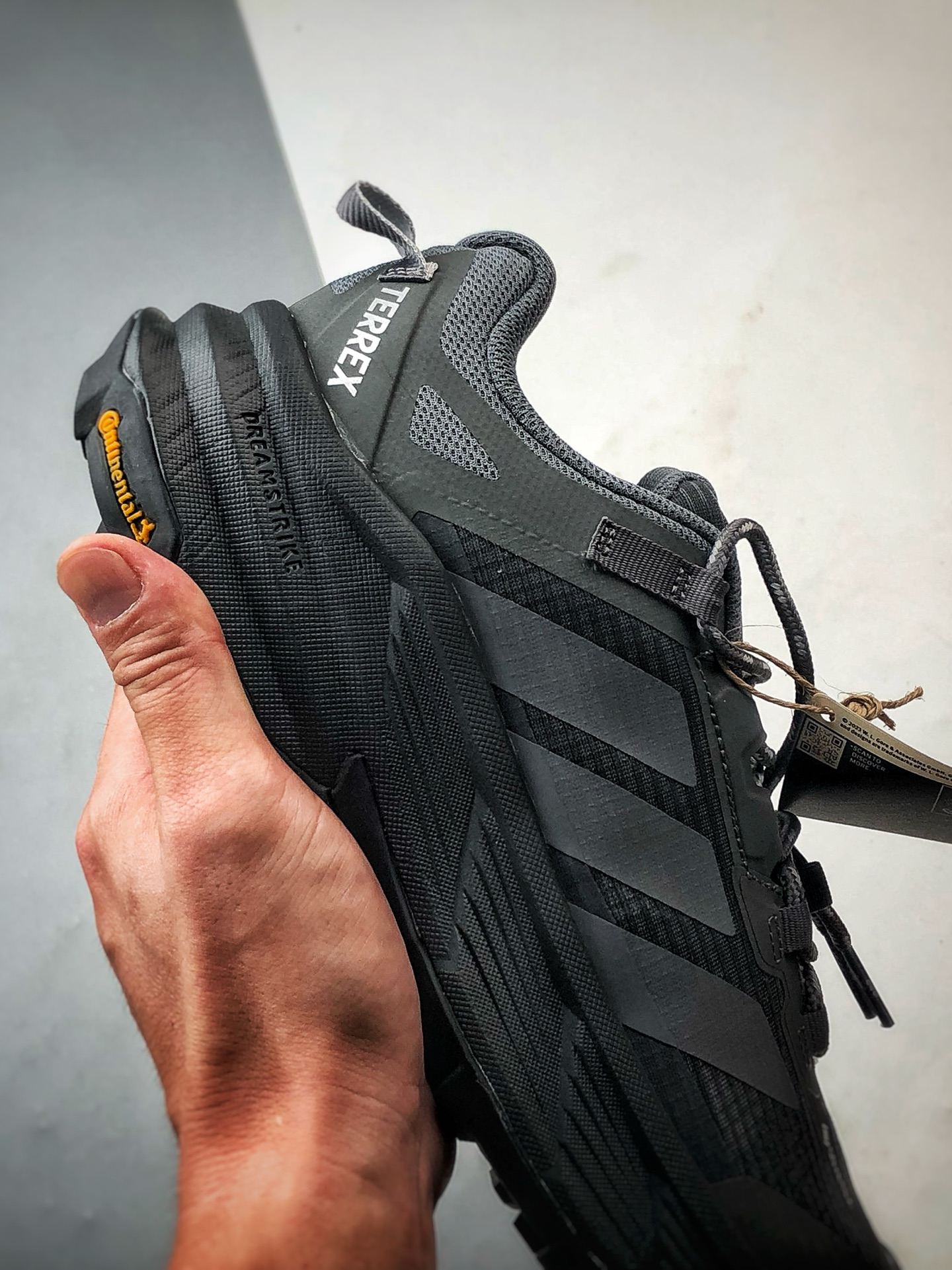 190 AD Terrex X Free Hiker GTX Shoes 黑色 户外防水透湿透汽运动登山徒步鞋 HQ4882