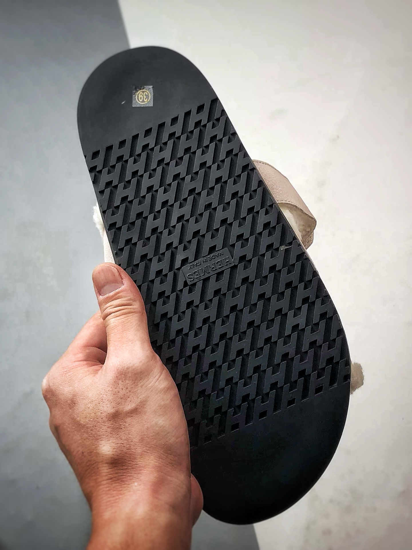 200 Hermes/爱马仕 经典二舅羊毛拖 灰白 小红书爆款火爆来袭