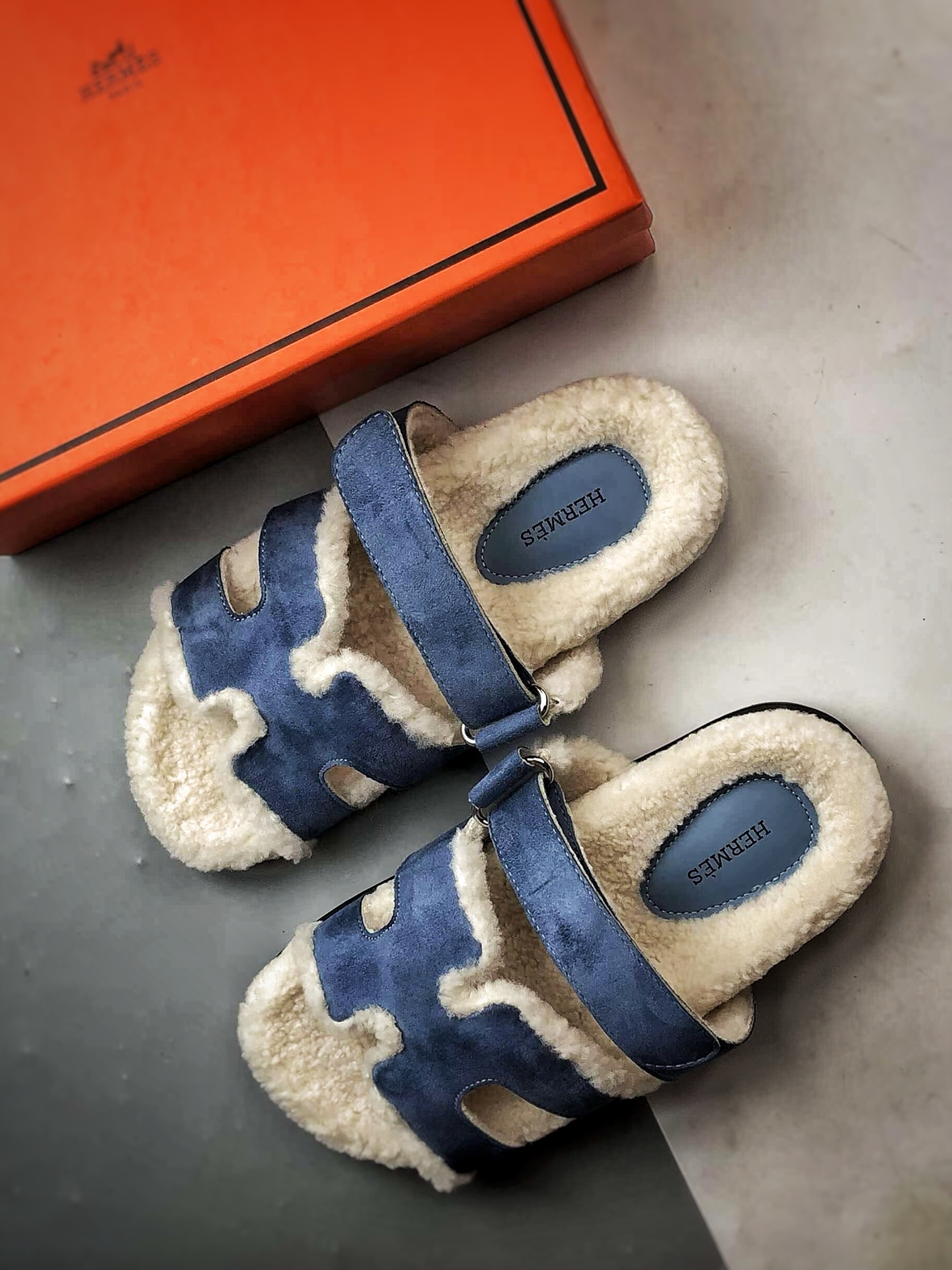 200 Hermes/爱马仕 经典二舅羊毛拖 蓝色 小红书爆款火爆来袭