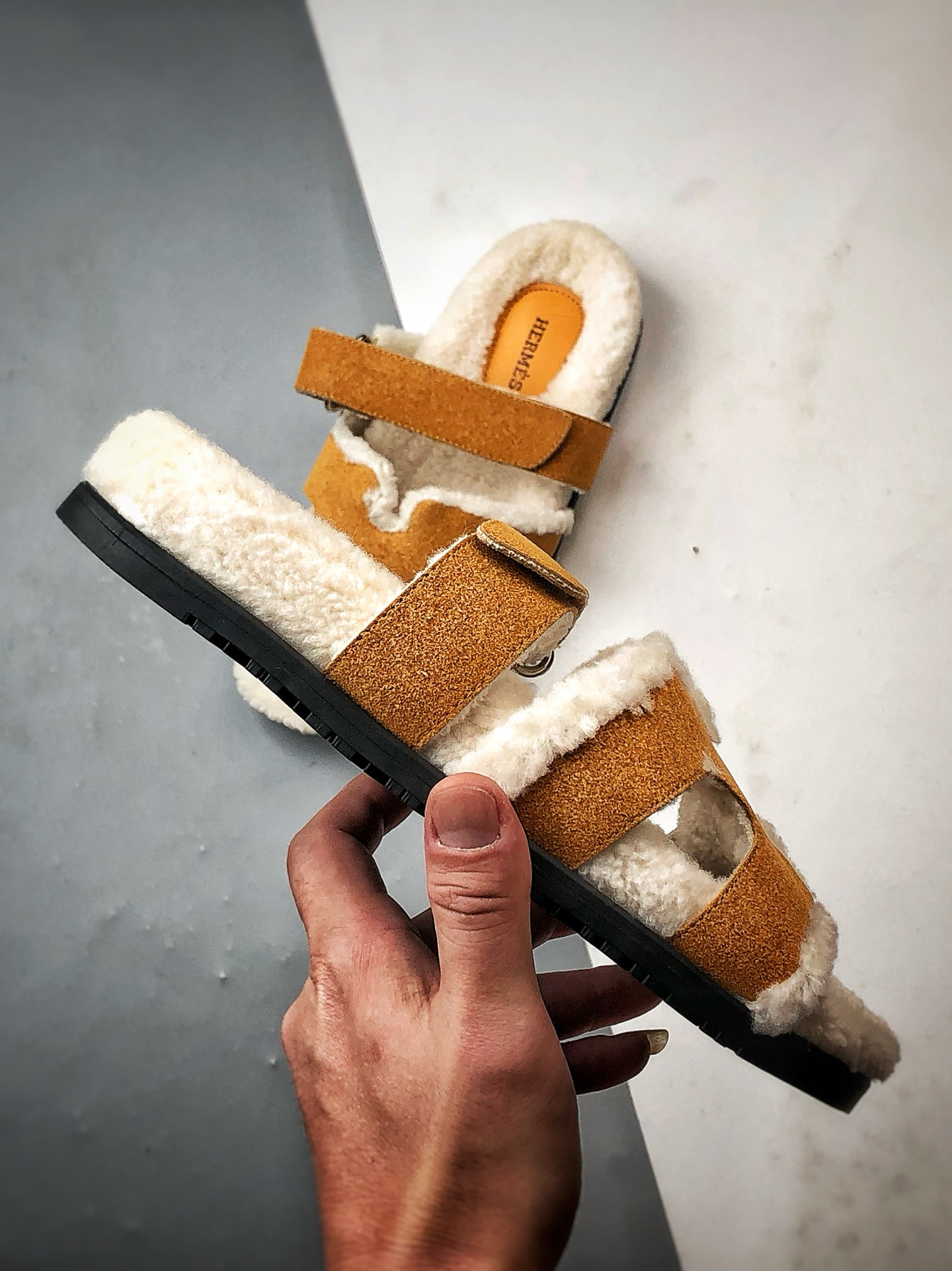 200 Hermes/爱马仕 经典二舅羊毛拖 黄色 小红书爆款火爆来袭