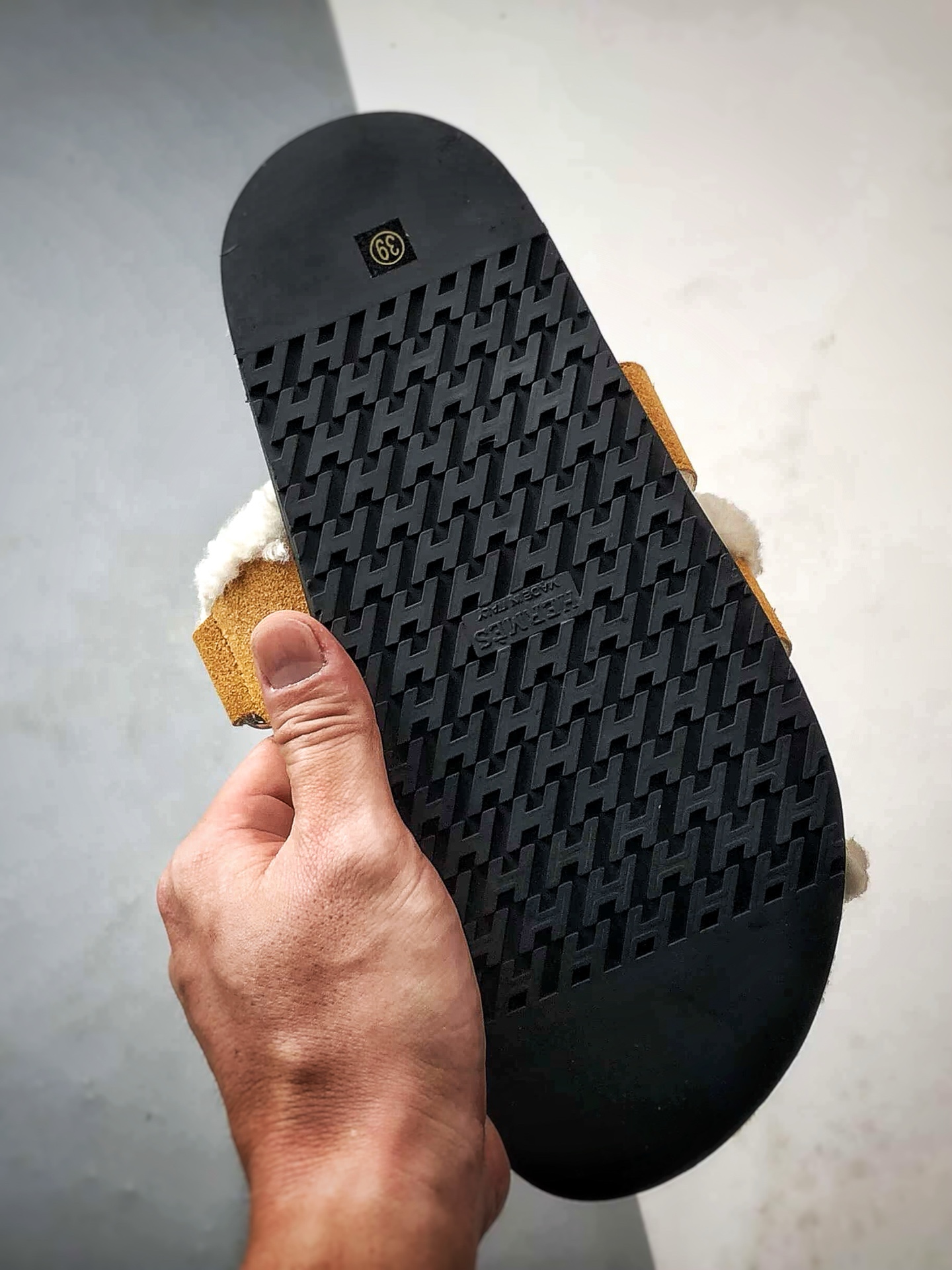 200 Hermes/爱马仕 经典二舅羊毛拖 黄色 小红书爆款火爆来袭